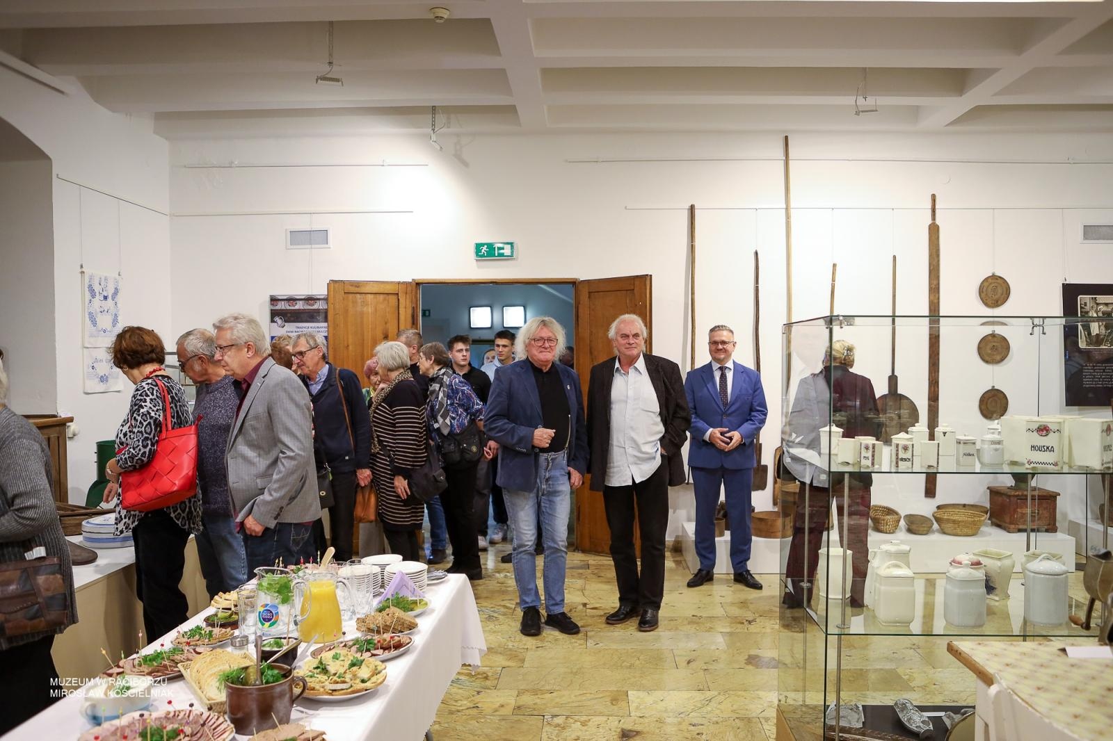 Zdjęcie w galerii na portalu naszraciborz.pl: Tradycje kulinarne ziemi raciborskiej i hulczyńskiej - nowa wystawa w Muzeum już otwarta wiadomości z regionu