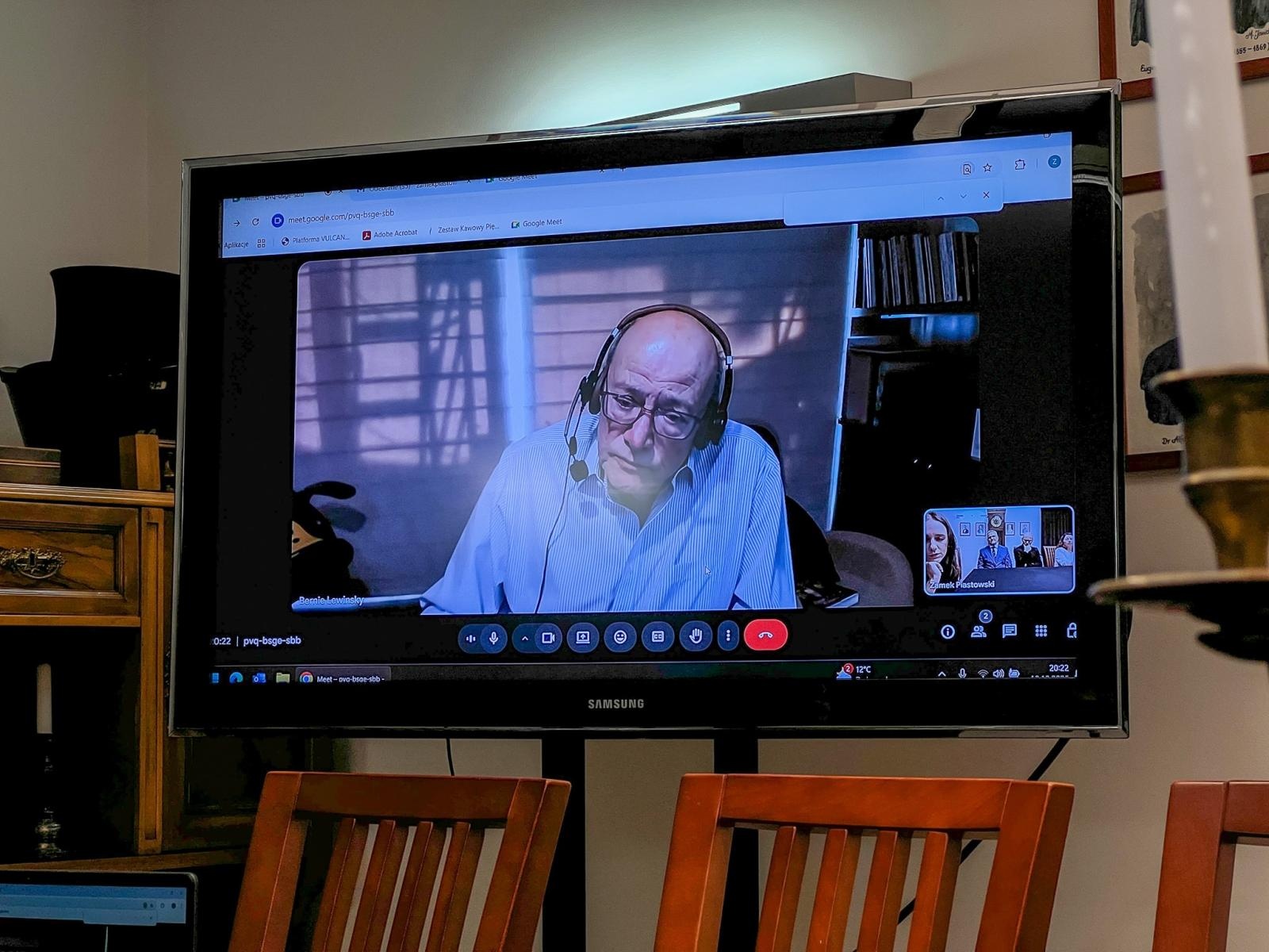 Zdjęcie w galerii na portalu naszraciborz.pl: Wyjątkowa kolekcja pozostanie w Raciborzu wiadomości z regionu