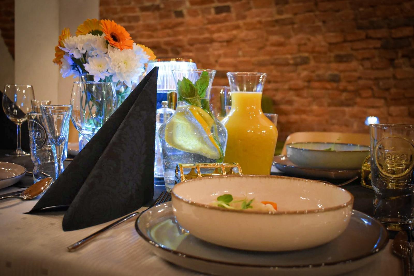 Zdjęcie w galerii na portalu naszraciborz.pl: Dwie restauracje na Zamku Piastowskim mają nowych najemców wiadomości z regionu