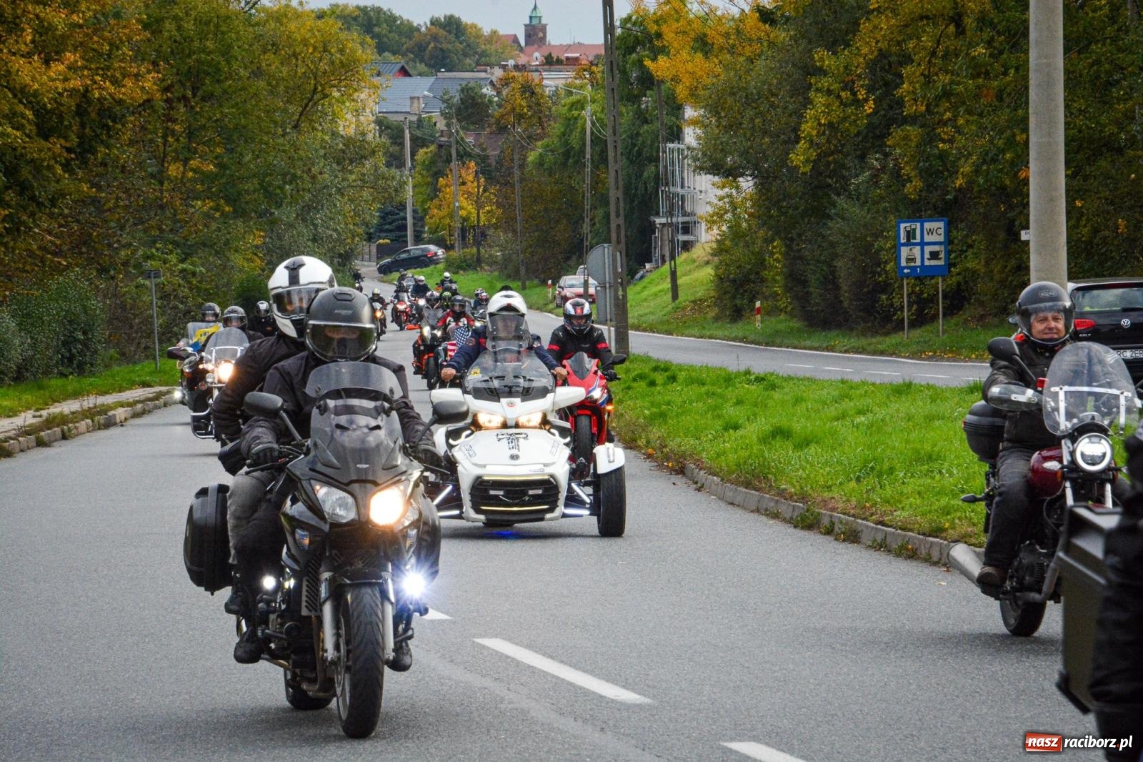 Zdjęcie w galerii na portalu naszraciborz.pl: Motocykliści zakończyli sezon 2025 w Raciborzu [FOTO i WIDEO] wiadomości z regionu