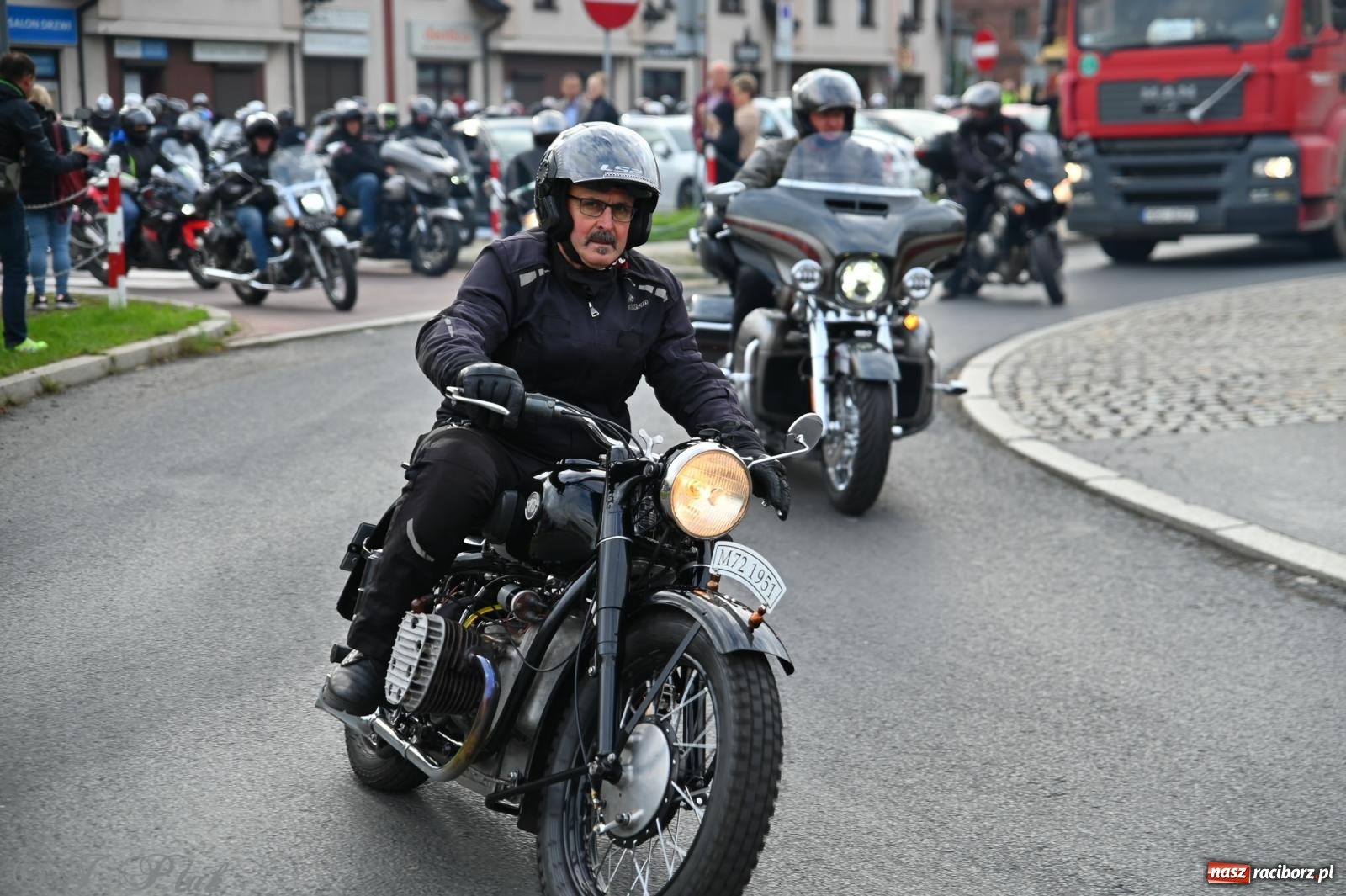 Zdjęcie w galerii na portalu naszraciborz.pl: Motocykliści zakończyli sezon 2025 w Raciborzu [FOTO i WIDEO] wiadomości z regionu