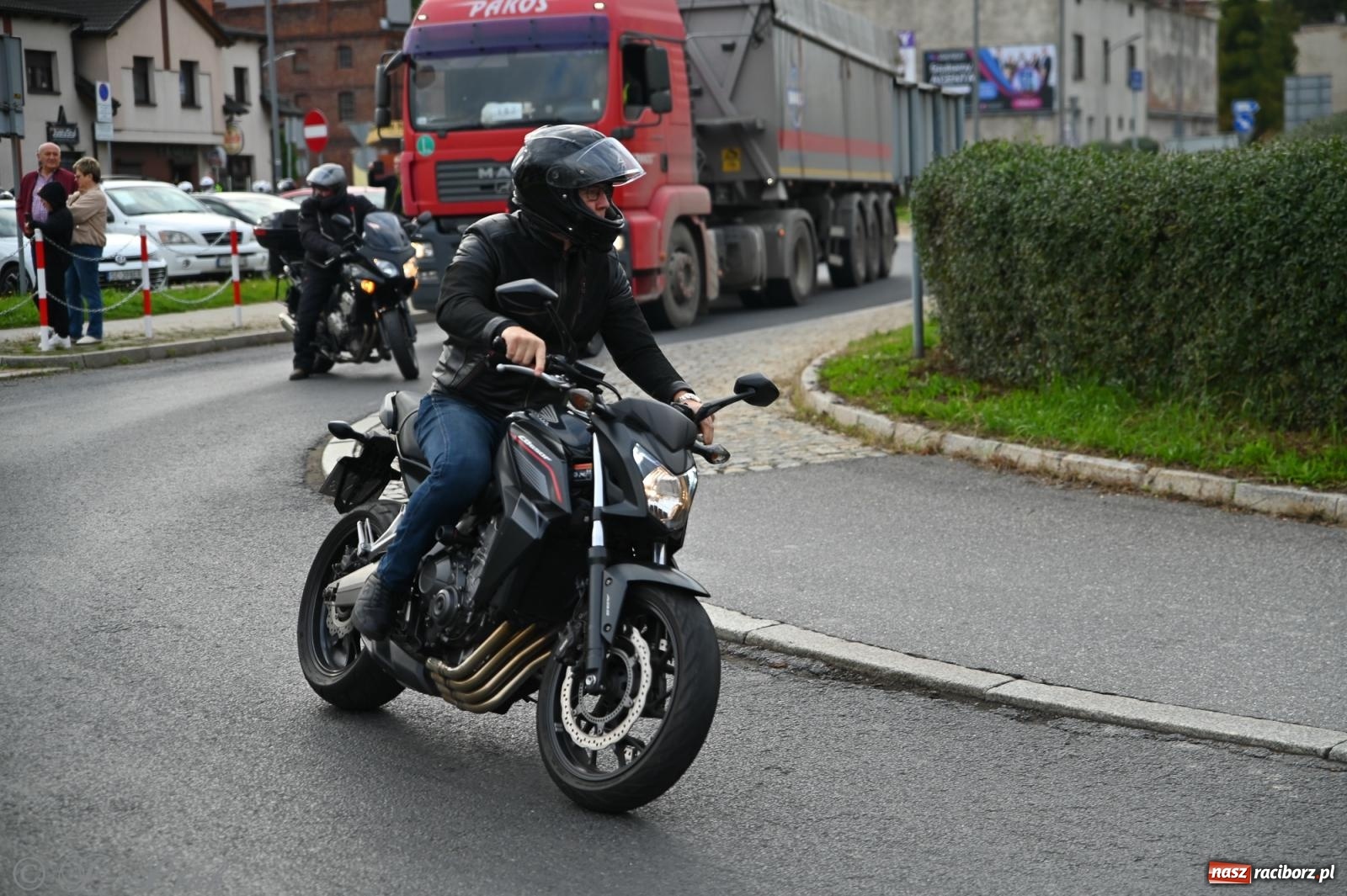 Zdjęcie w galerii na portalu naszraciborz.pl: Motocykliści zakończyli sezon 2025 w Raciborzu [FOTO i WIDEO] wiadomości z regionu