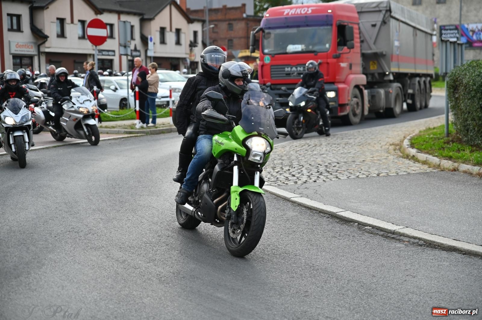 Zdjęcie w galerii na portalu naszraciborz.pl: Motocykliści zakończyli sezon 2025 w Raciborzu [FOTO i WIDEO] wiadomości z regionu