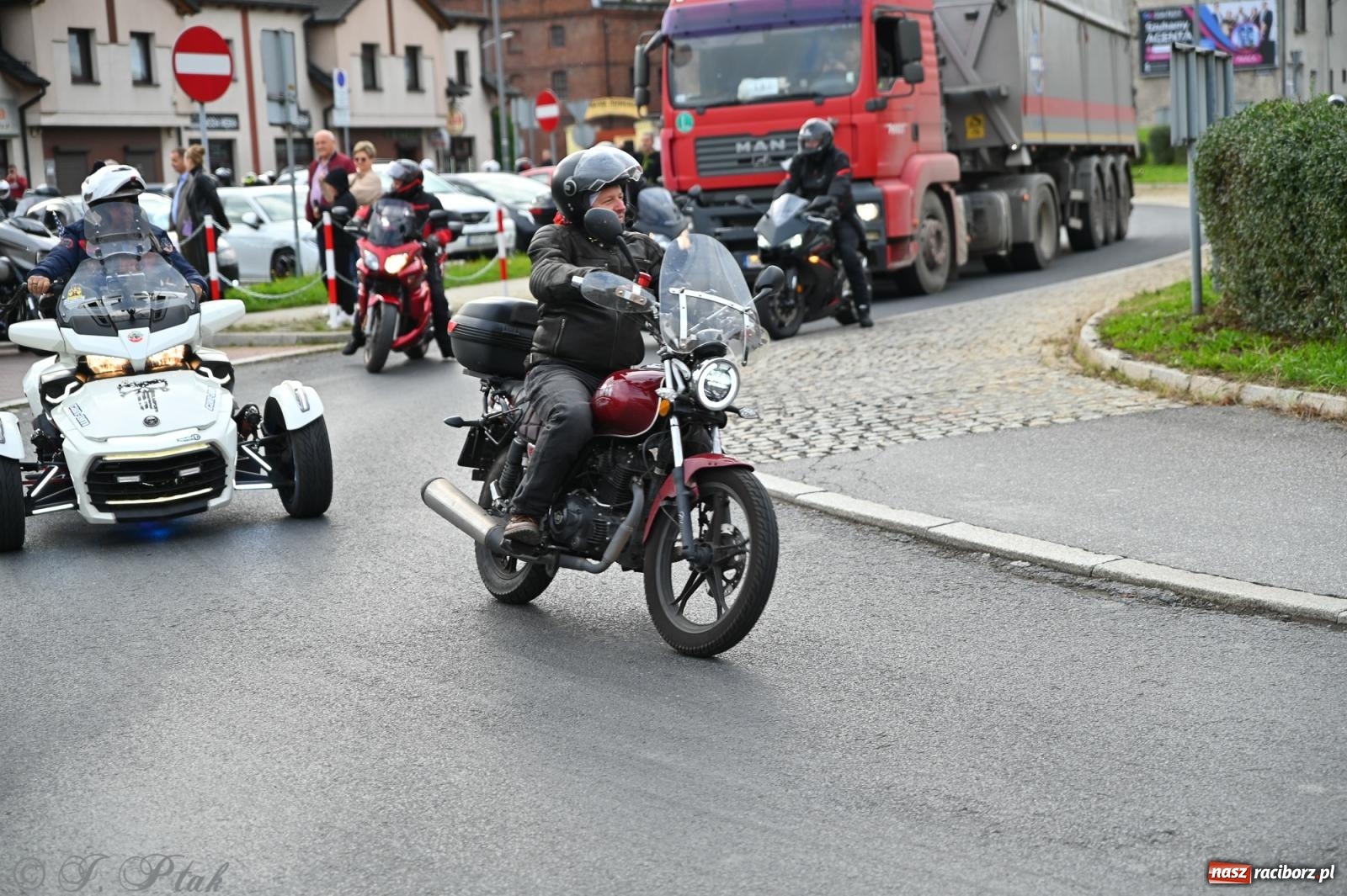 Zdjęcie w galerii na portalu naszraciborz.pl: Motocykliści zakończyli sezon 2025 w Raciborzu [FOTO i WIDEO] wiadomości z regionu