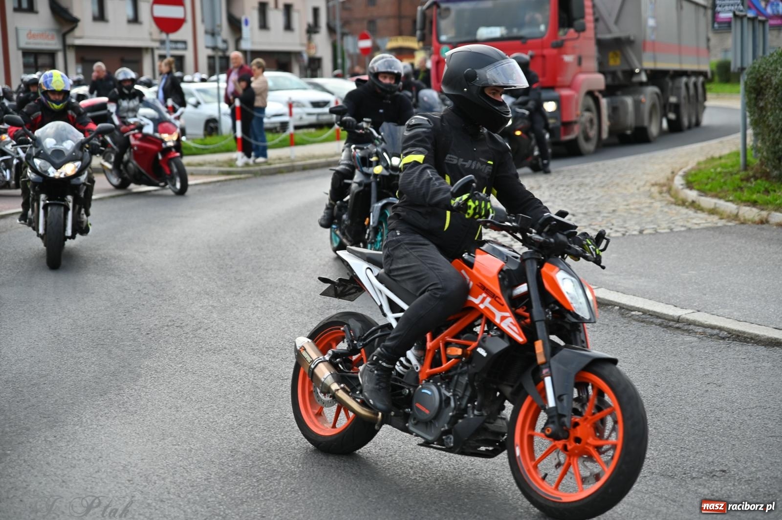 Zdjęcie w galerii na portalu naszraciborz.pl: Motocykliści zakończyli sezon 2025 w Raciborzu [FOTO i WIDEO] wiadomości z regionu