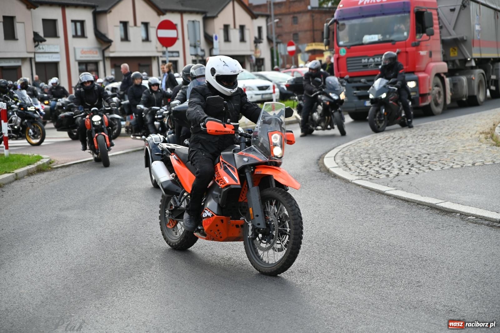 Zdjęcie w galerii na portalu naszraciborz.pl: Motocykliści zakończyli sezon 2025 w Raciborzu [FOTO i WIDEO] wiadomości z regionu