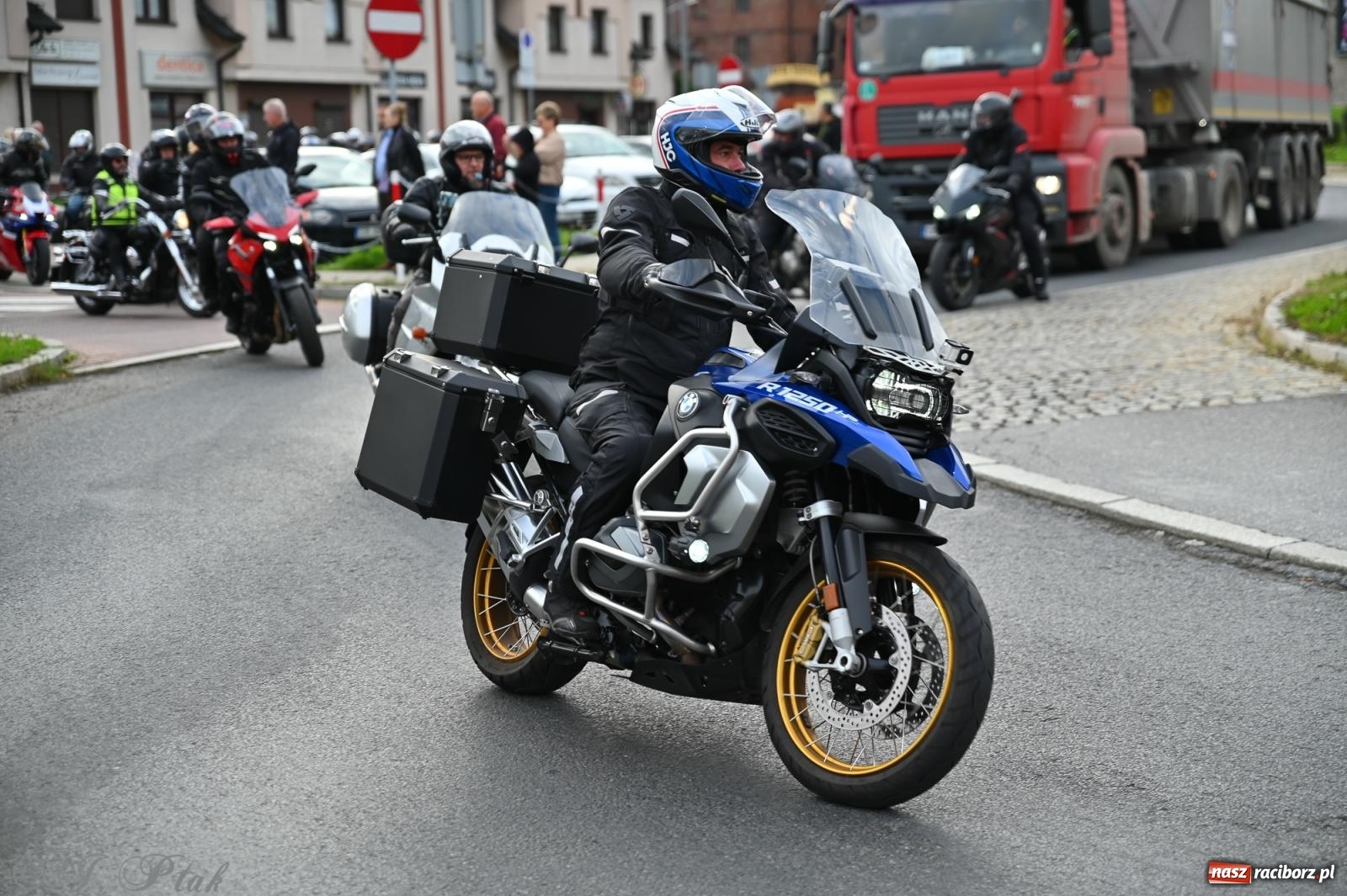 Zdjęcie w galerii na portalu naszraciborz.pl: Motocykliści zakończyli sezon 2025 w Raciborzu [FOTO i WIDEO] wiadomości z regionu