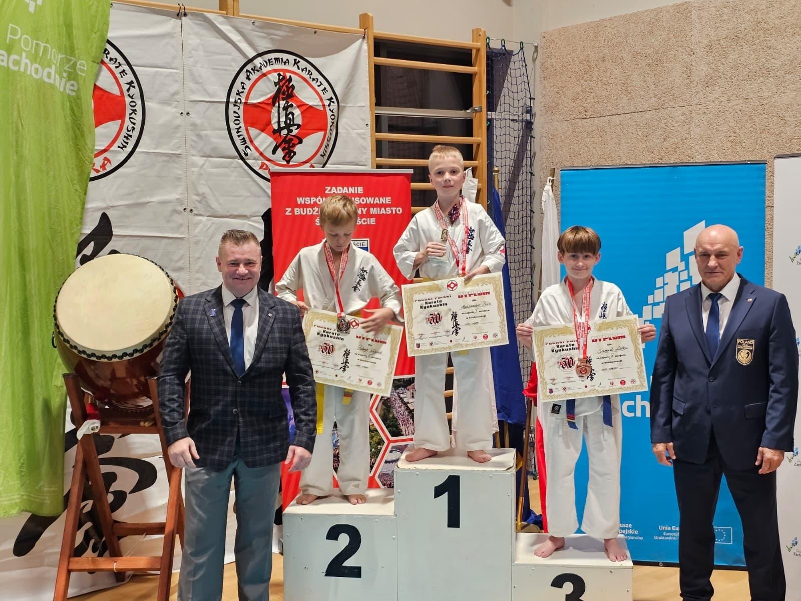 Zdjęcie w galerii na portalu naszraciborz.pl: Dwa brązowe medale raciborskich karateków w Pucharze Polski Kyokushin wiadomości z regionu