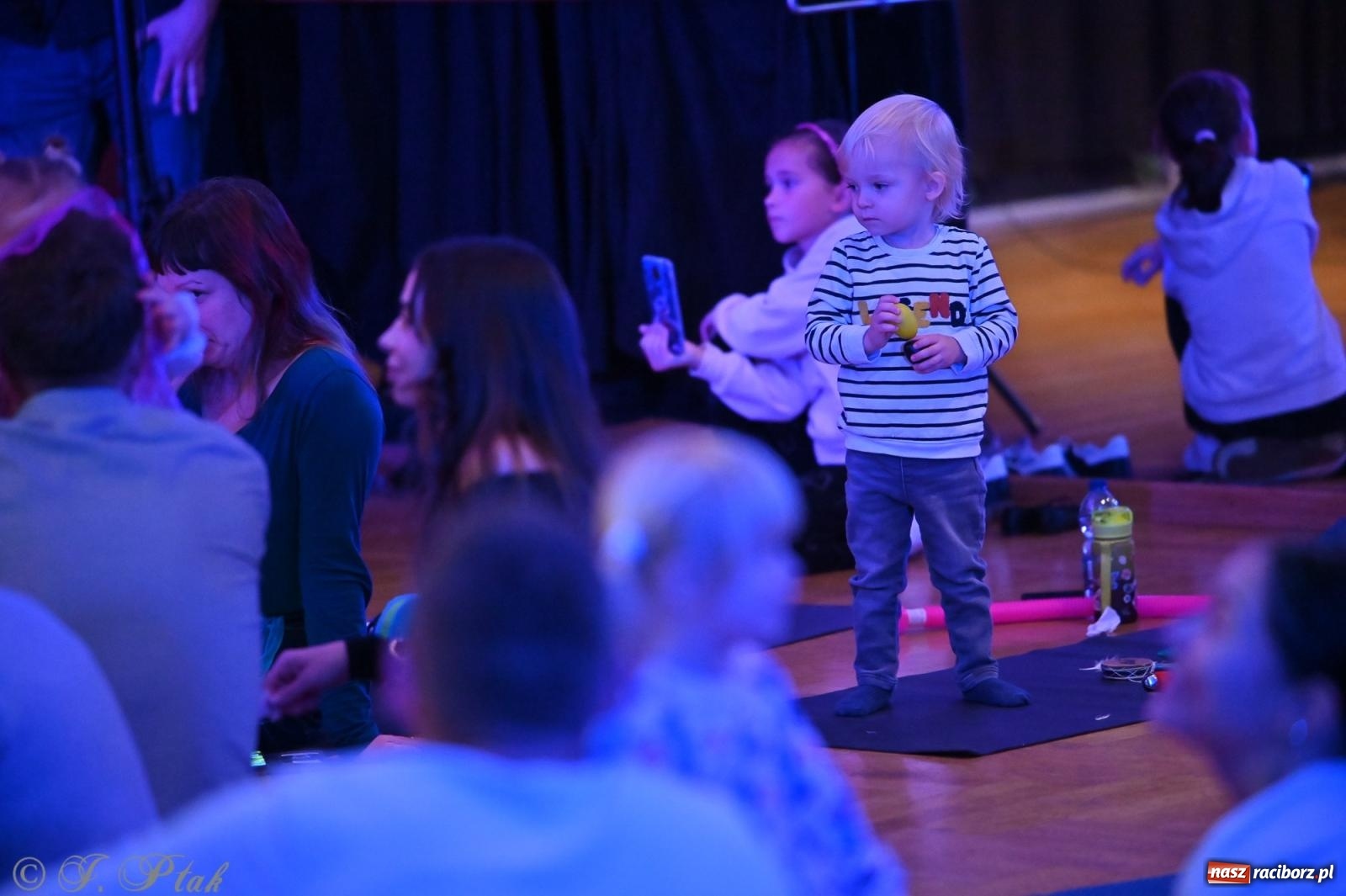 Zdjęcie w galerii na portalu naszraciborz.pl: Maluchy w Krainie Dźwięku wróciły do Raciborskiego Centrum Kultury wiadomości z regionu