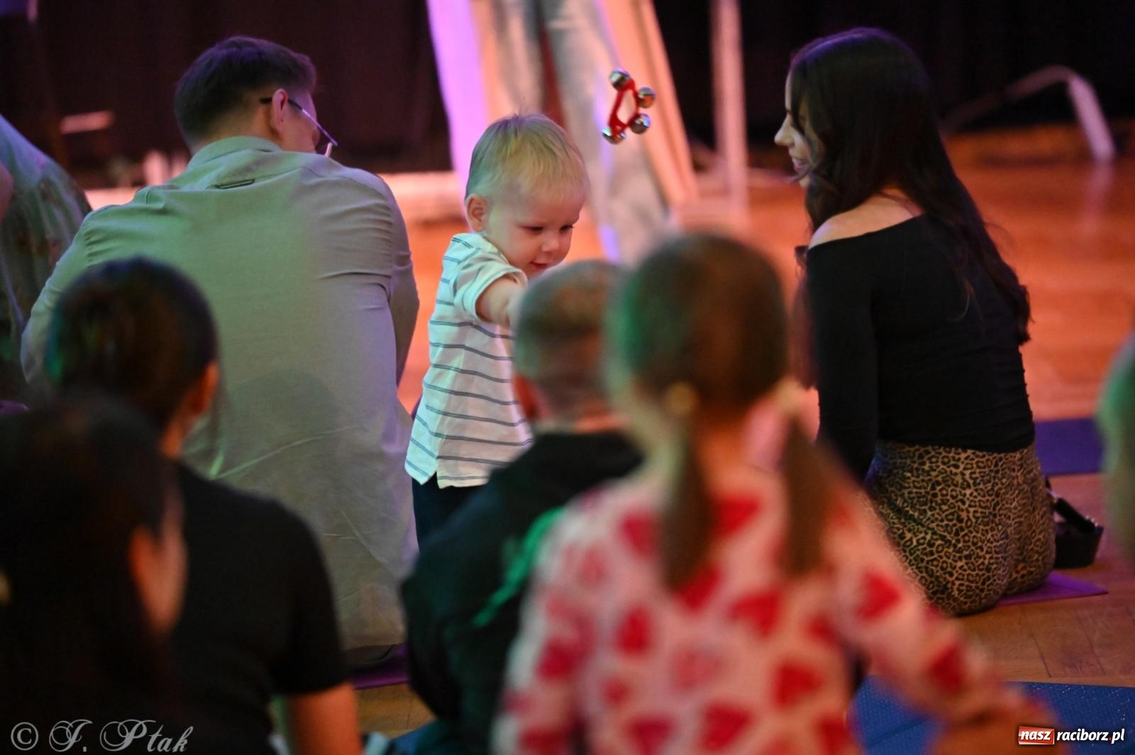 Zdjęcie w galerii na portalu naszraciborz.pl: Maluchy w Krainie Dźwięku wróciły do Raciborskiego Centrum Kultury wiadomości z regionu