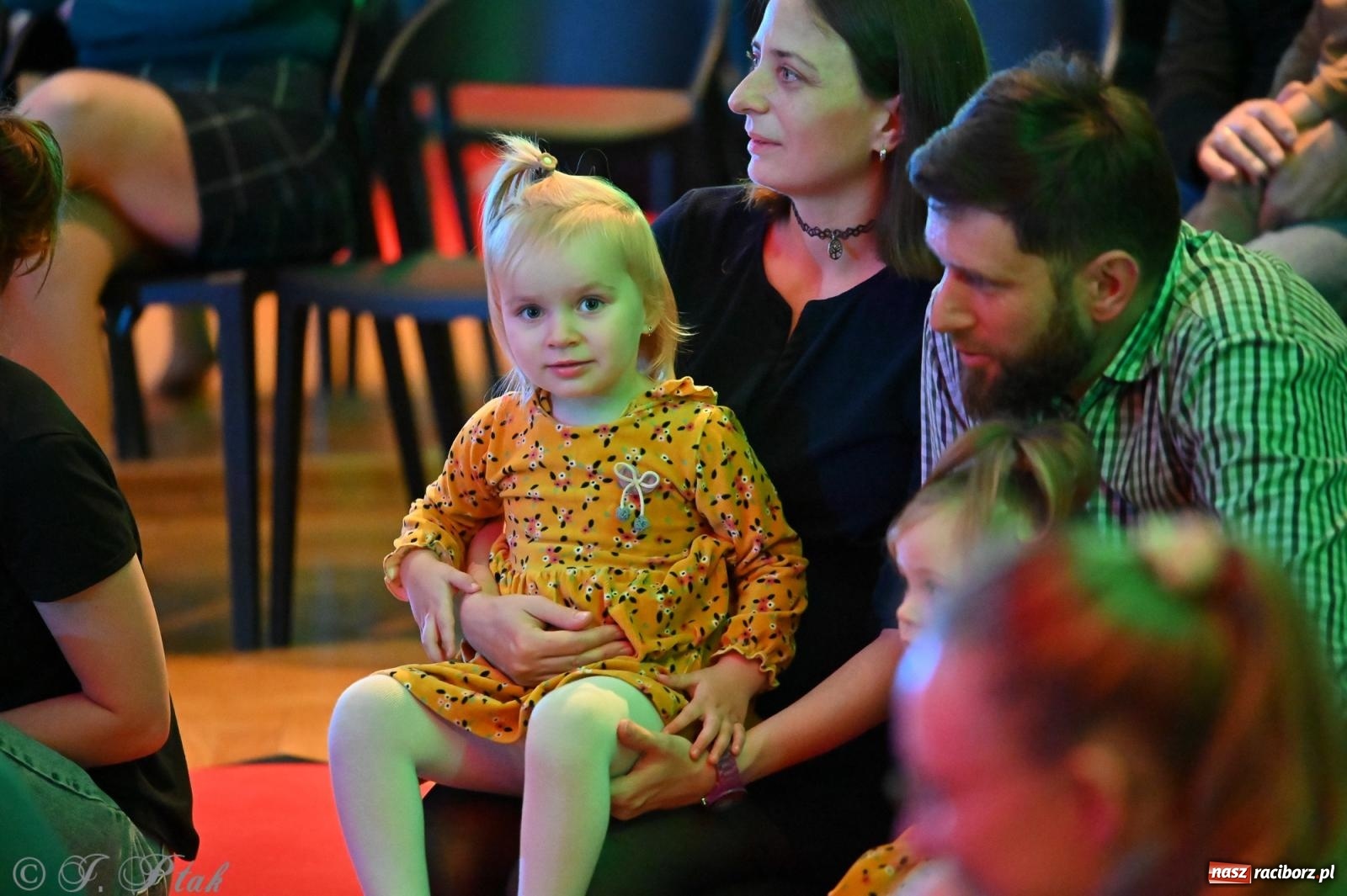 Zdjęcie w galerii na portalu naszraciborz.pl: Maluchy w Krainie Dźwięku wróciły do Raciborskiego Centrum Kultury wiadomości z regionu