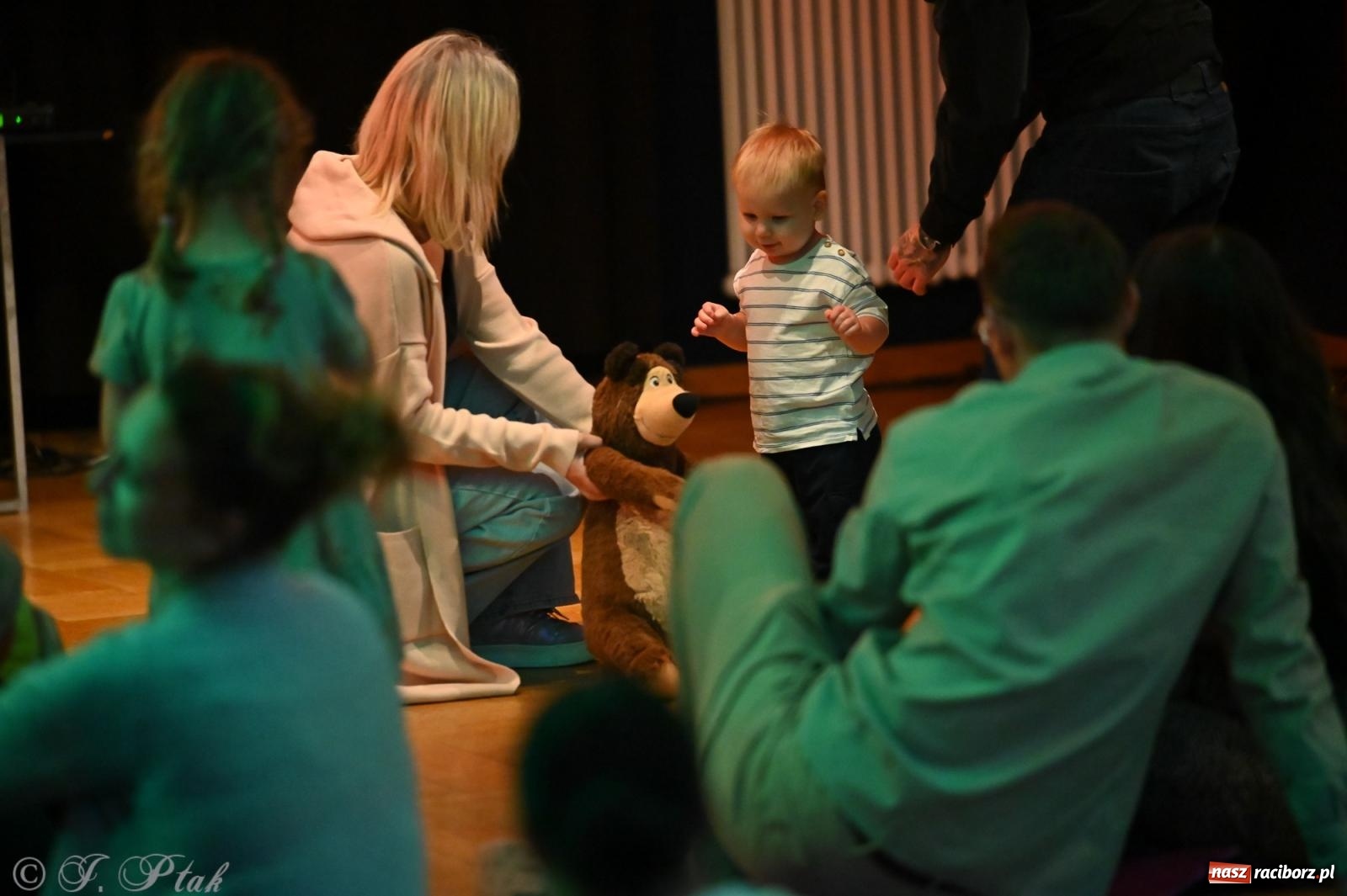 Zdjęcie w galerii na portalu naszraciborz.pl: Maluchy w Krainie Dźwięku wróciły do Raciborskiego Centrum Kultury wiadomości z regionu