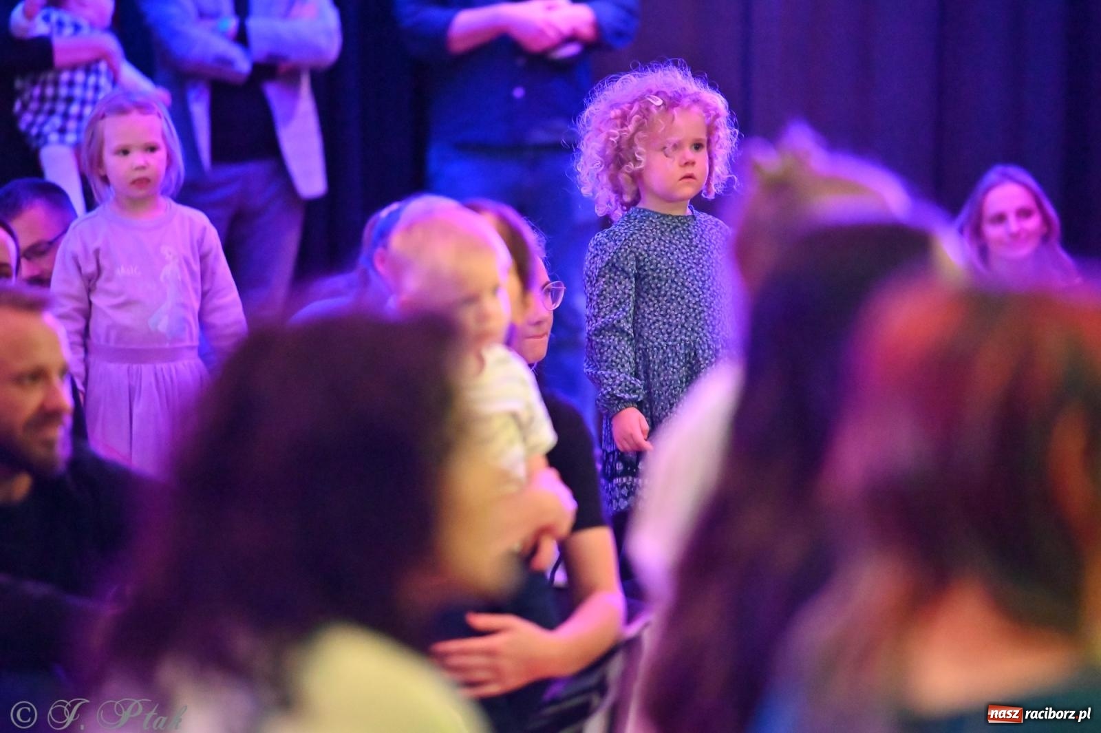 Zdjęcie w galerii na portalu naszraciborz.pl: Maluchy w Krainie Dźwięku wróciły do Raciborskiego Centrum Kultury wiadomości z regionu