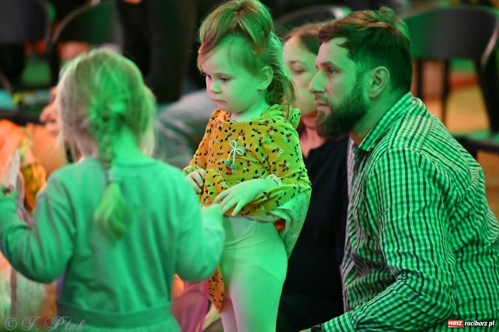 Zdjęcie w galerii na portalu naszraciborz.pl: Maluchy w Krainie Dźwięku wróciły do Raciborskiego Centrum Kultury wiadomości z regionu