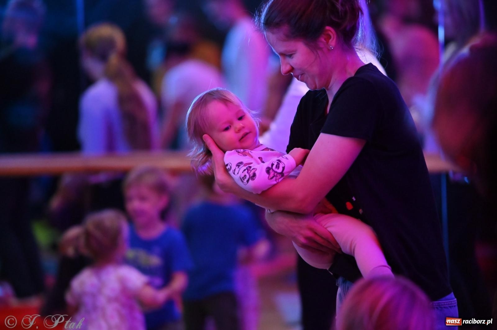 Zdjęcie w galerii na portalu naszraciborz.pl: Maluchy w Krainie Dźwięku wróciły do Raciborskiego Centrum Kultury wiadomości z regionu