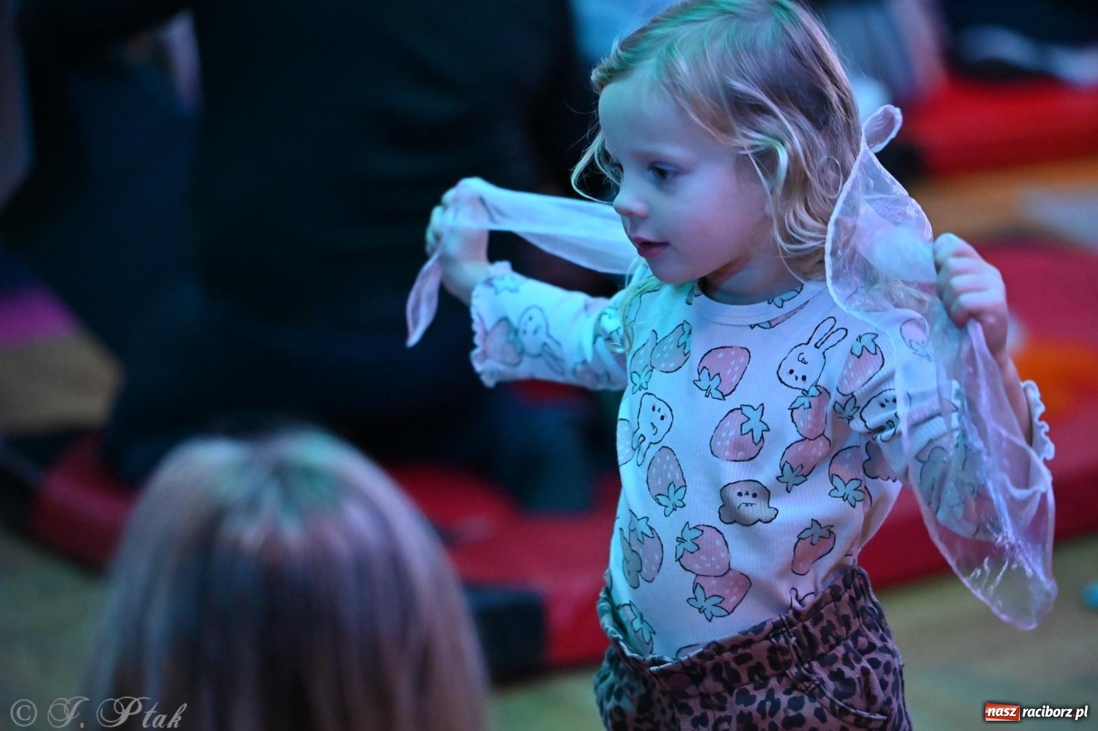 Zdjęcie w galerii na portalu naszraciborz.pl: Maluchy w Krainie Dźwięku wróciły do Raciborskiego Centrum Kultury wiadomości z regionu