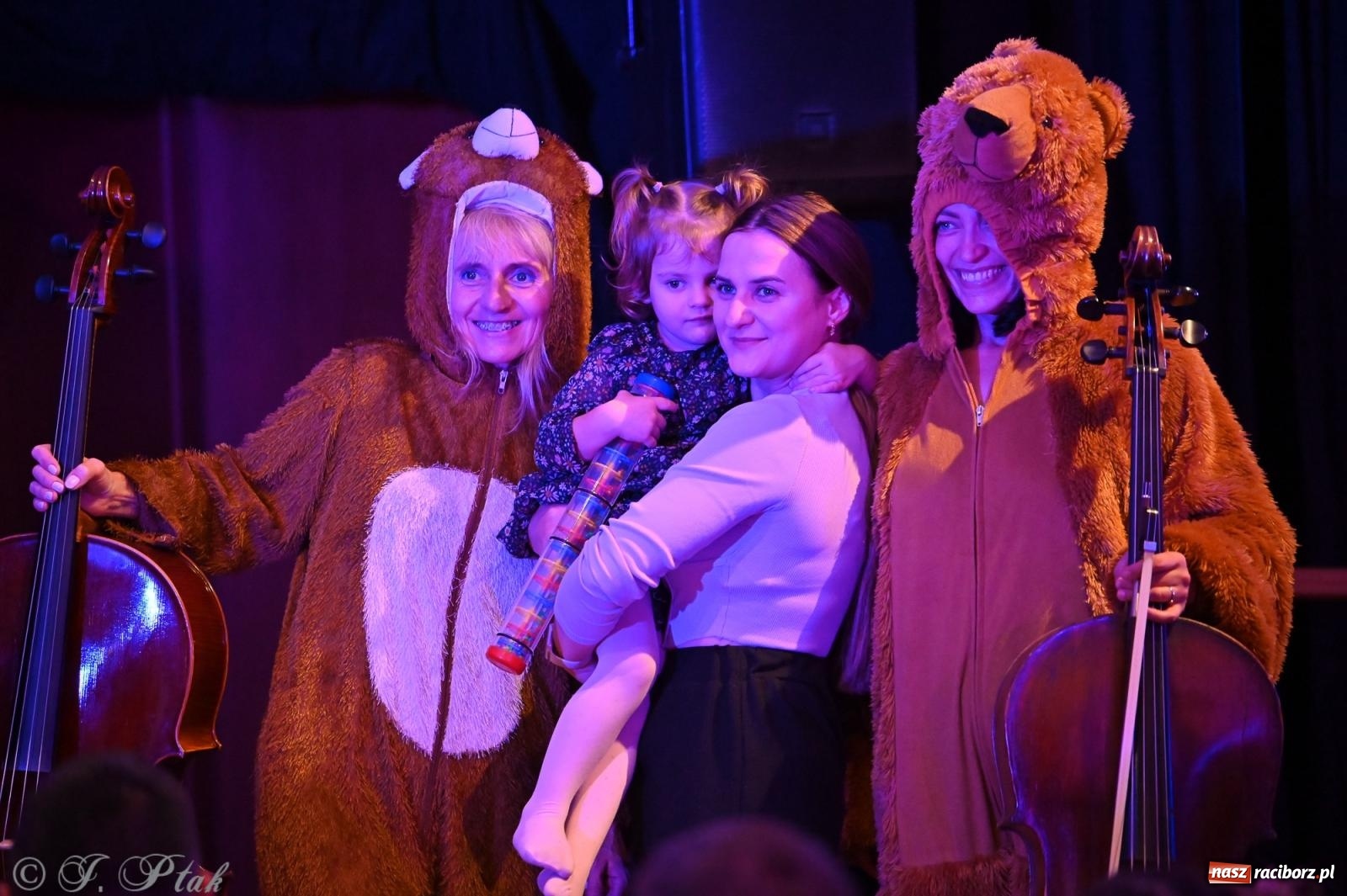 Zdjęcie w galerii na portalu naszraciborz.pl: Maluchy w Krainie Dźwięku wróciły do Raciborskiego Centrum Kultury wiadomości z regionu