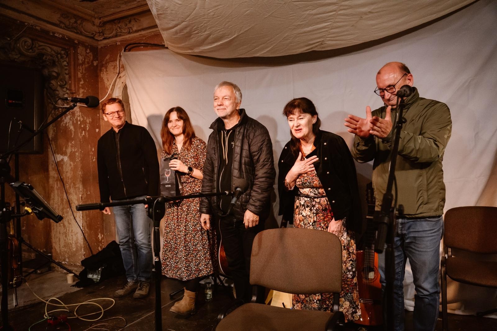 Zdjęcie w galerii na portalu naszraciborz.pl: Poetycka muzyka w historycznych murach pałacu w Krowiarkach wiadomości z regionu