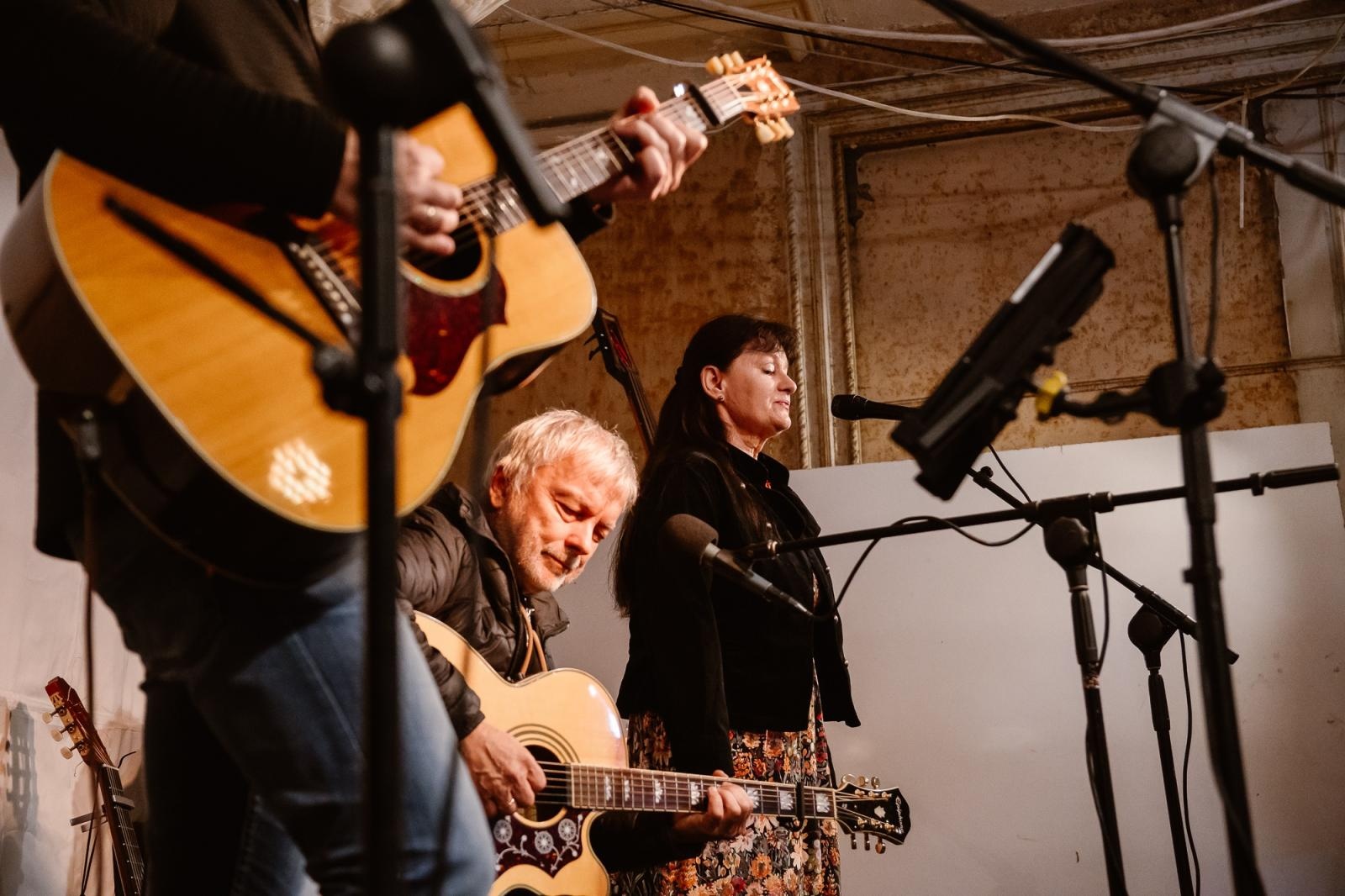 Zdjęcie w galerii na portalu naszraciborz.pl: Poetycka muzyka w historycznych murach pałacu w Krowiarkach wiadomości z regionu