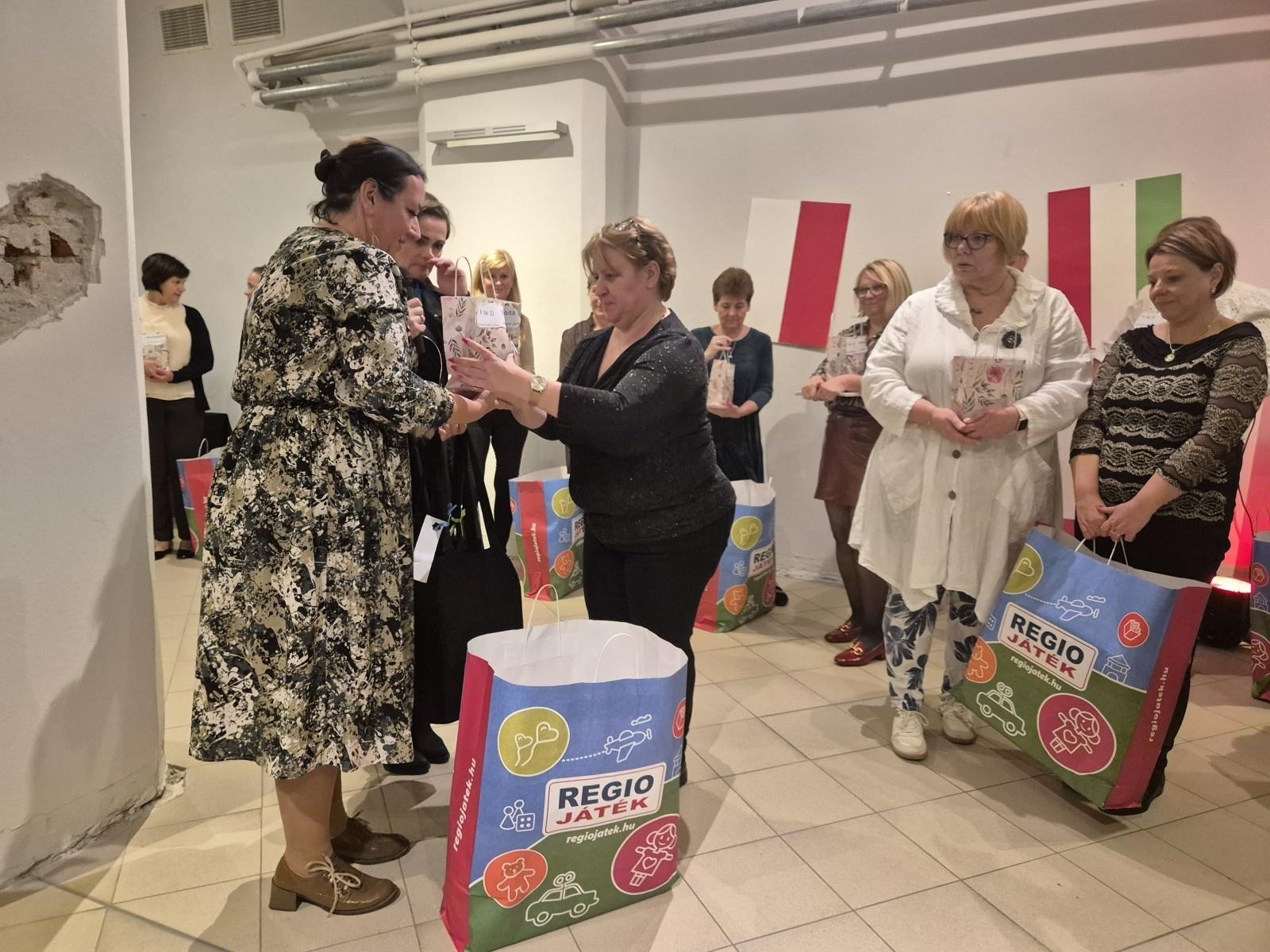 Zdjęcie w galerii na portalu naszraciborz.pl: Polsko-czesko-węgierska wymiana doświadczeń nauczycieli w Raciborzu wiadomości z regionu