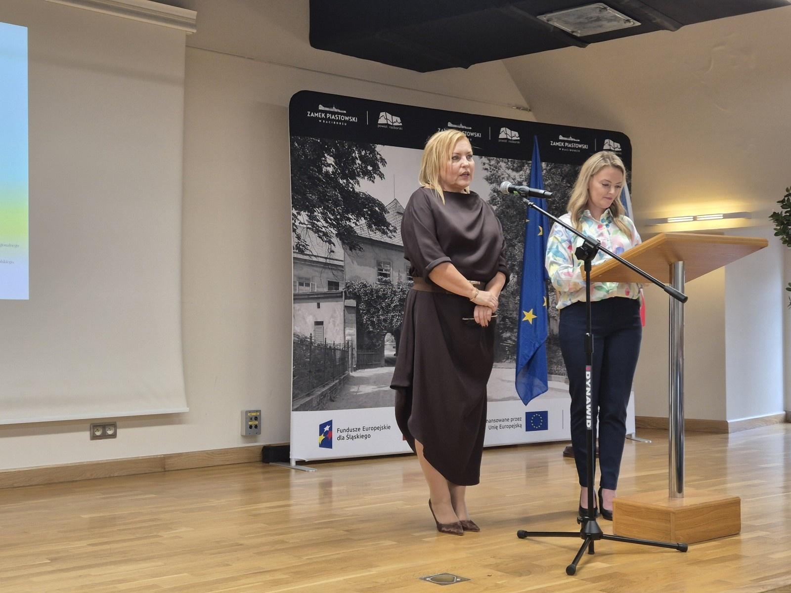 Zdjęcie w galerii na portalu naszraciborz.pl: Polsko-czesko-węgierska wymiana doświadczeń nauczycieli w Raciborzu wiadomości z regionu