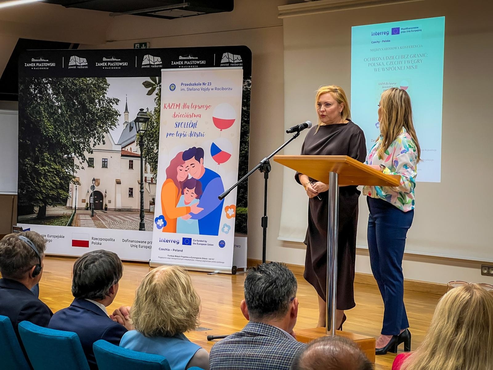 Zdjęcie w galerii na portalu naszraciborz.pl: Międzynarodowa konferencja pt. Ochrona dzieci bez granic – Polska, Czechy i Węgry we wspólnej misji wiadomości z regionu