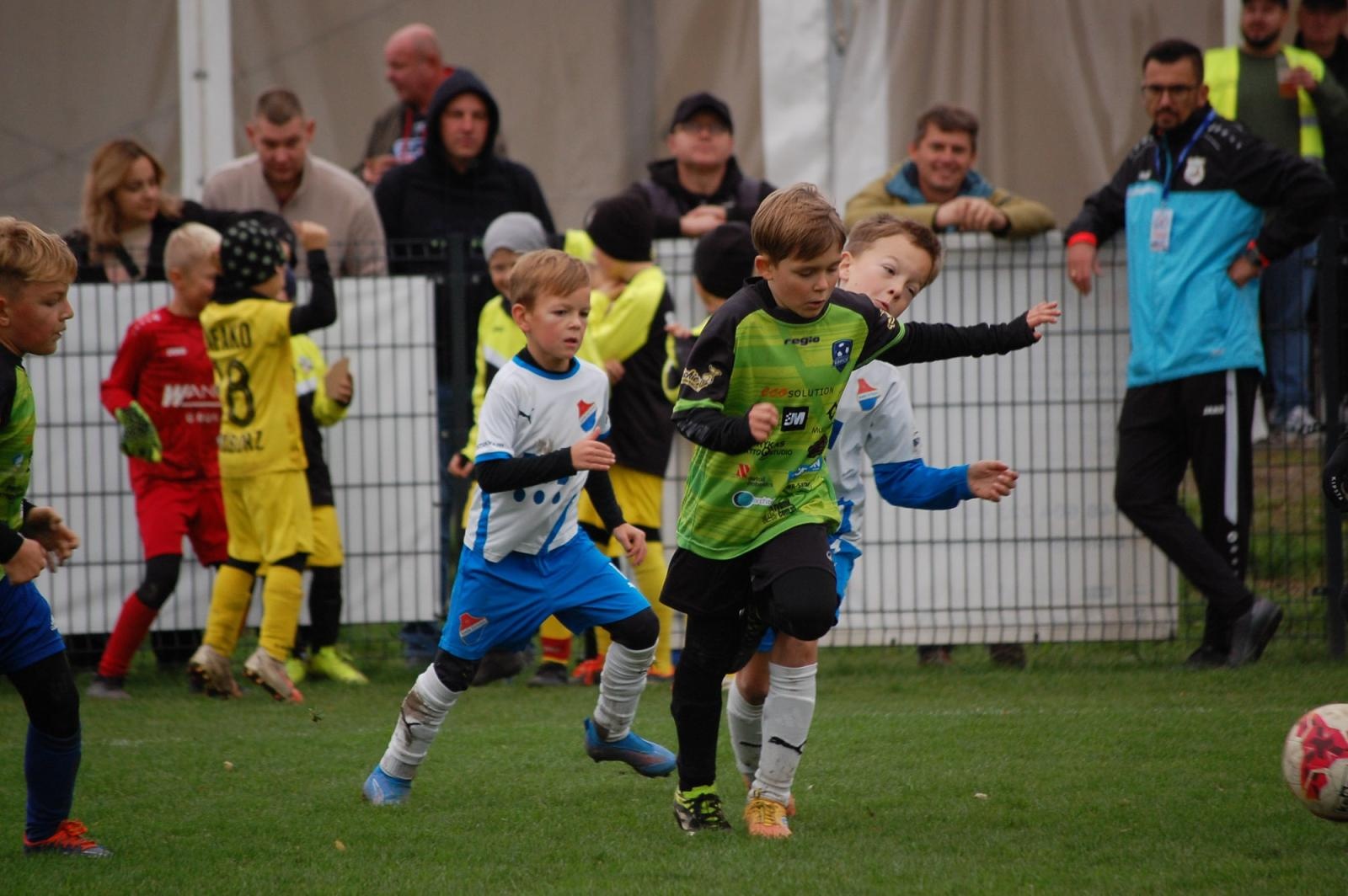 Zdjęcie w galerii na portalu naszraciborz.pl: Macron Cup. Piłkarska rywalizacja przy Srebrnej [FOTO] wiadomości z regionu