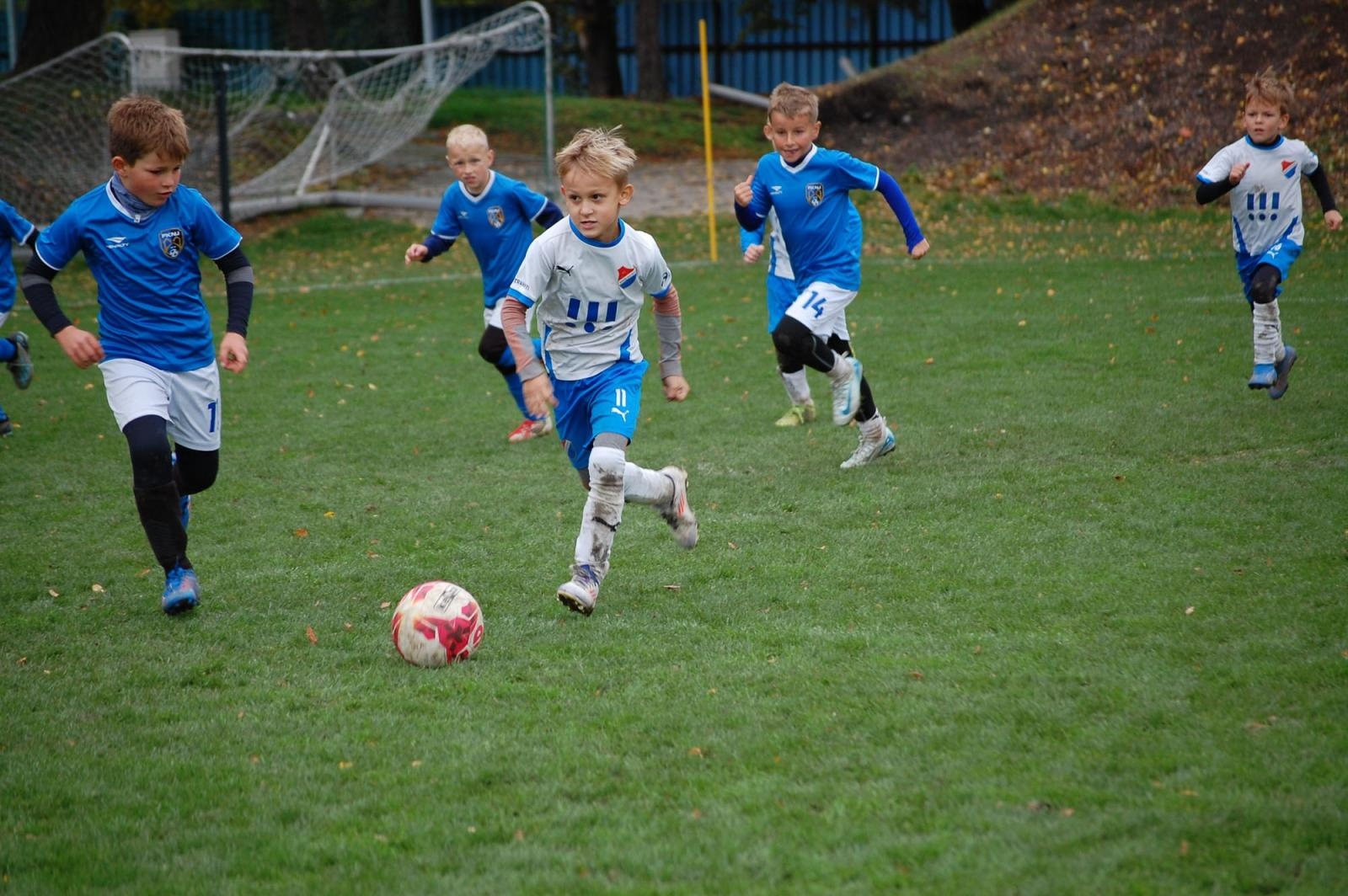 Zdjęcie w galerii na portalu naszraciborz.pl: Macron Cup. Piłkarska rywalizacja przy Srebrnej [FOTO] wiadomości z regionu