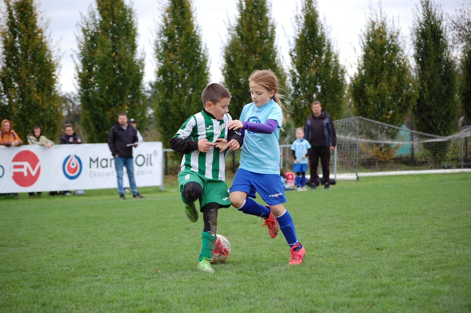 Zdjęcie w galerii na portalu naszraciborz.pl: Macron Cup. Piłkarska rywalizacja przy Srebrnej [FOTO] wiadomości z regionu