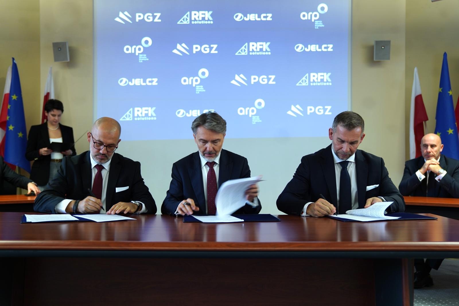 Zdjęcie w galerii na portalu naszraciborz.pl: Racibórz wraca na mapę strategicznego przemysłu wiadomości z regionu