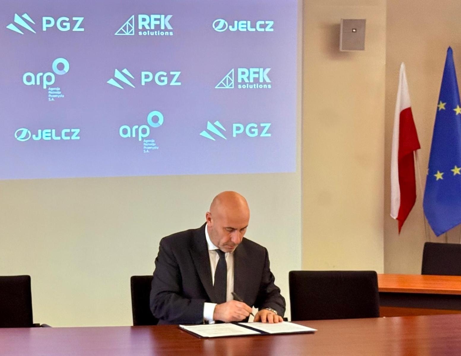 Zdjęcie w galerii na portalu naszraciborz.pl: Racibórz wraca na mapę strategicznego przemysłu wiadomości z regionu