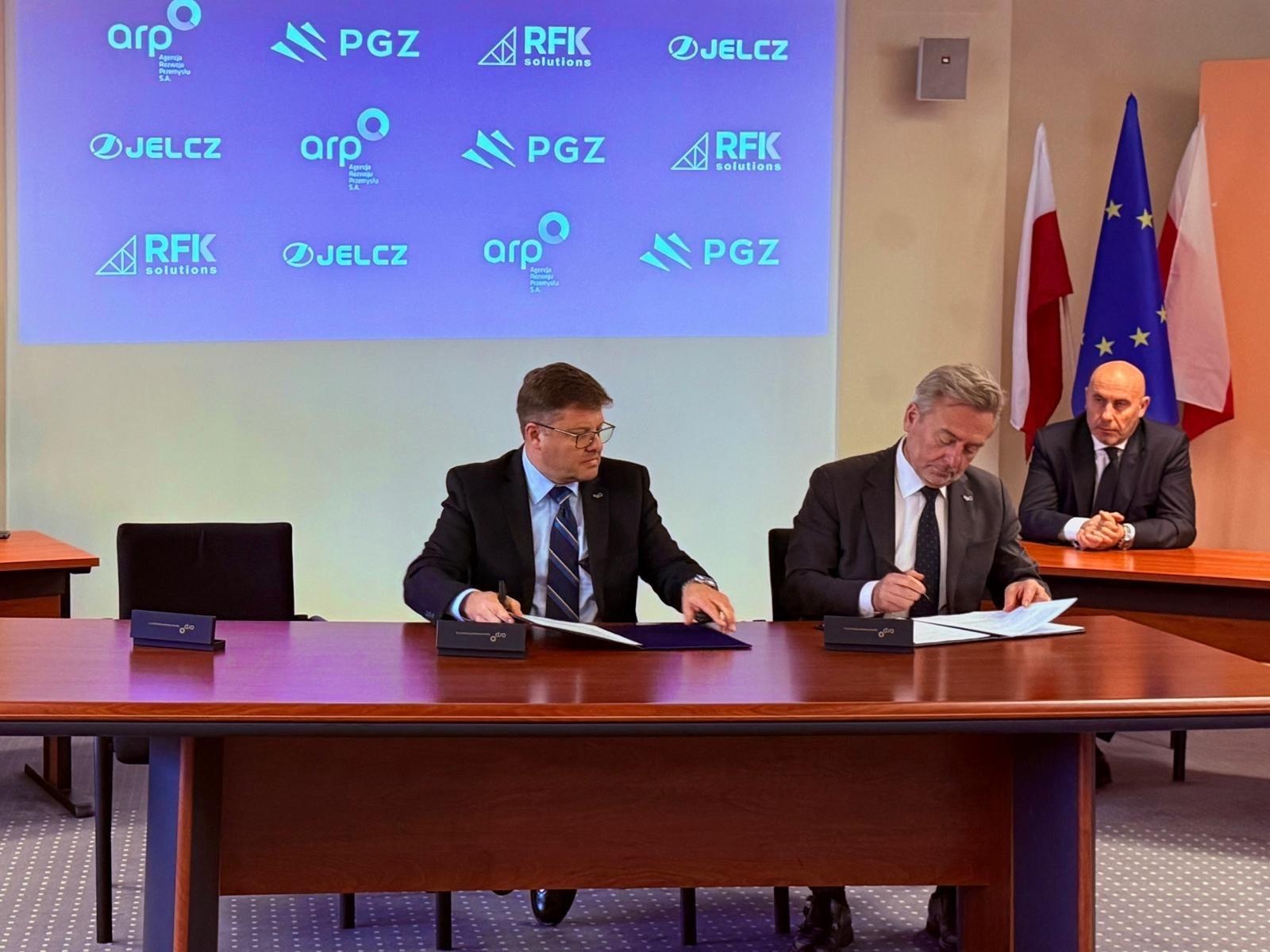 Zdjęcie w galerii na portalu naszraciborz.pl: Racibórz wraca na mapę strategicznego przemysłu wiadomości z regionu