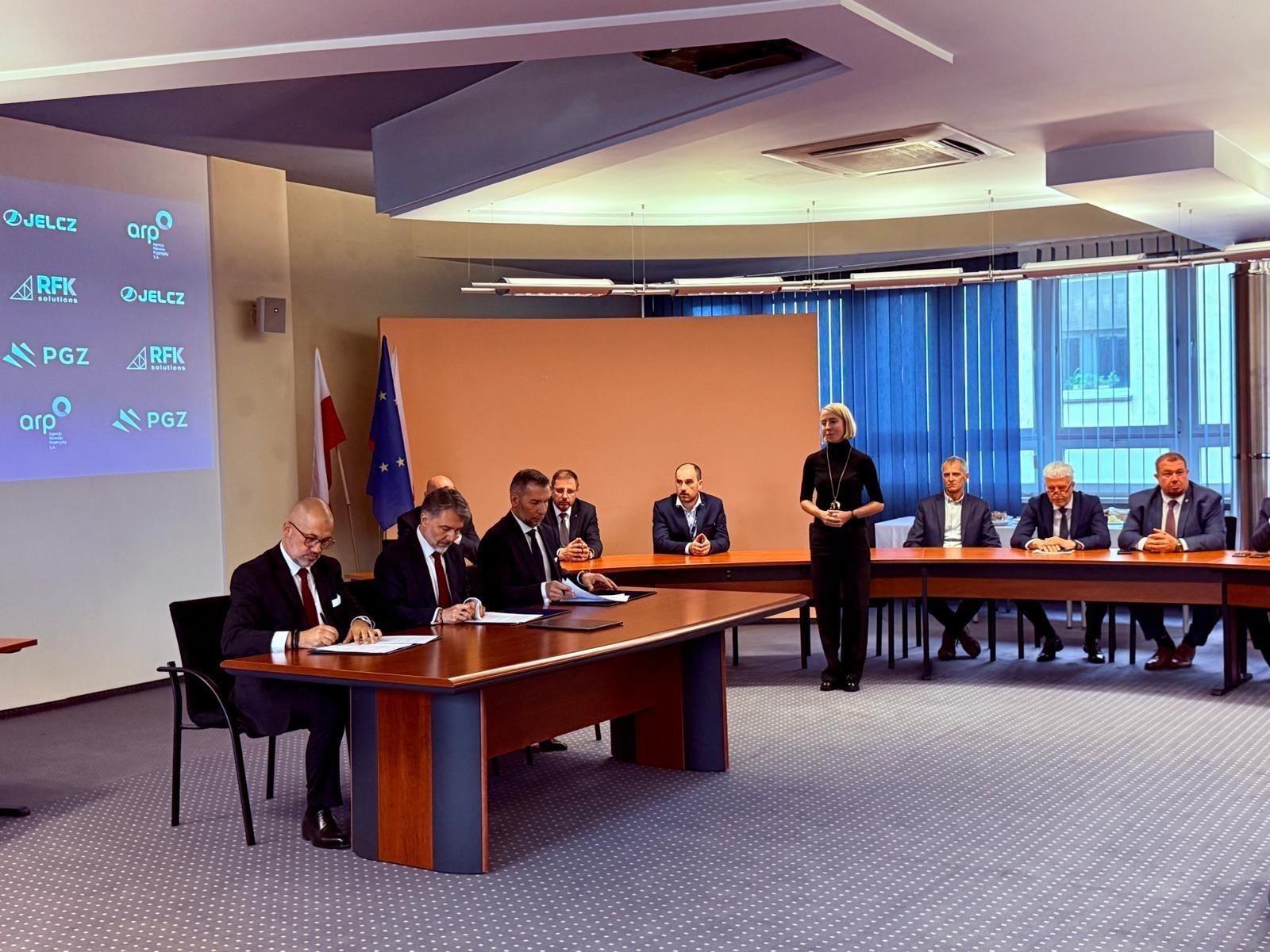 Zdjęcie w galerii na portalu naszraciborz.pl: Racibórz wraca na mapę strategicznego przemysłu wiadomości z regionu