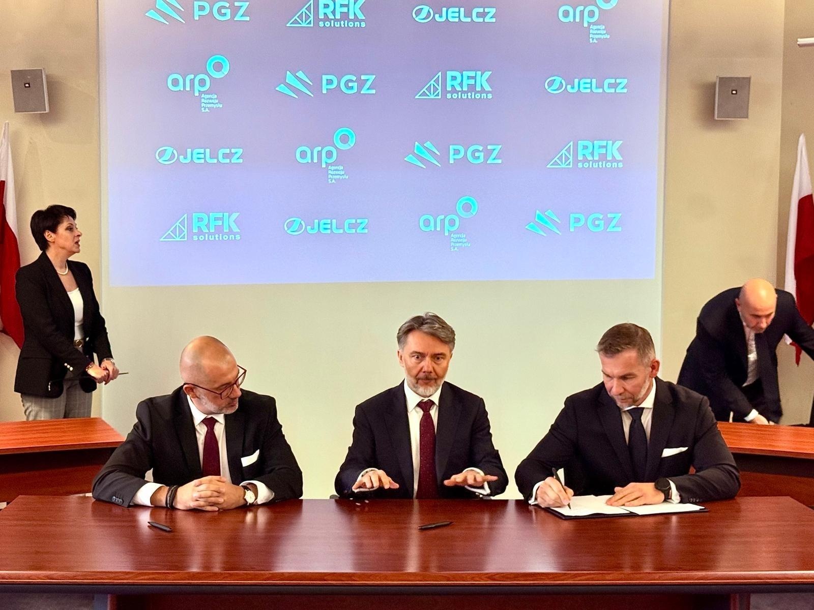 Zdjęcie w galerii na portalu naszraciborz.pl: Racibórz wraca na mapę strategicznego przemysłu wiadomości z regionu