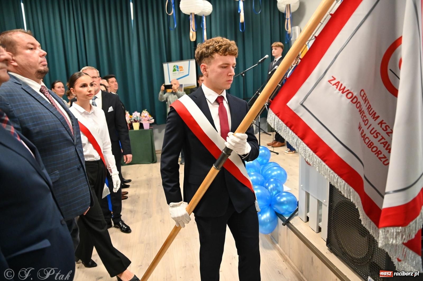 Zdjęcie w galerii na portalu naszraciborz.pl: Powiatowy Dzień Edukacji Narodowej w CKZiU nr 1 w Raciborzu [FOTO] wiadomości z regionu