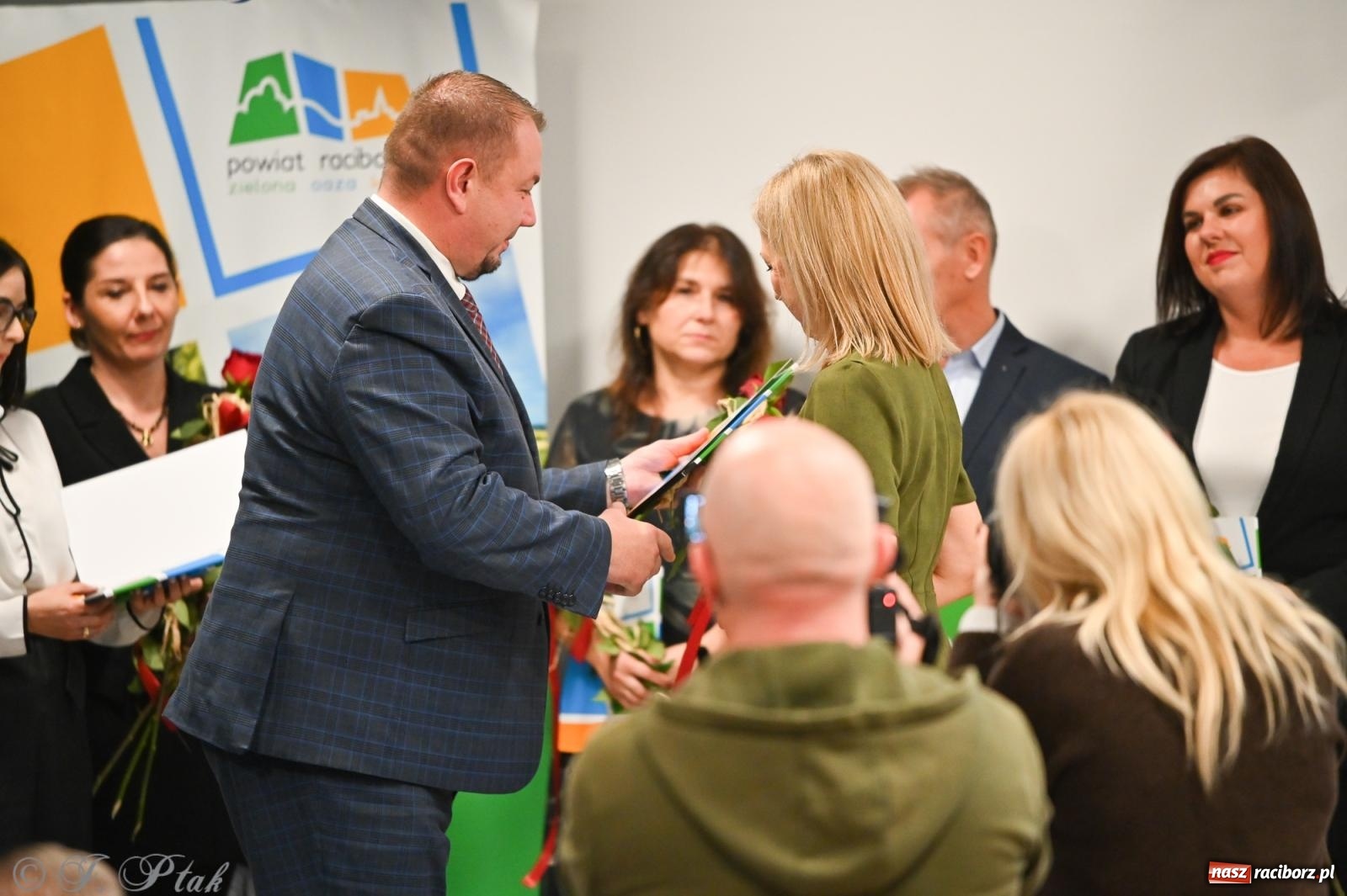 Zdjęcie w galerii na portalu naszraciborz.pl: Powiatowy Dzień Edukacji Narodowej w CKZiU nr 1 w Raciborzu [FOTO] wiadomości z regionu