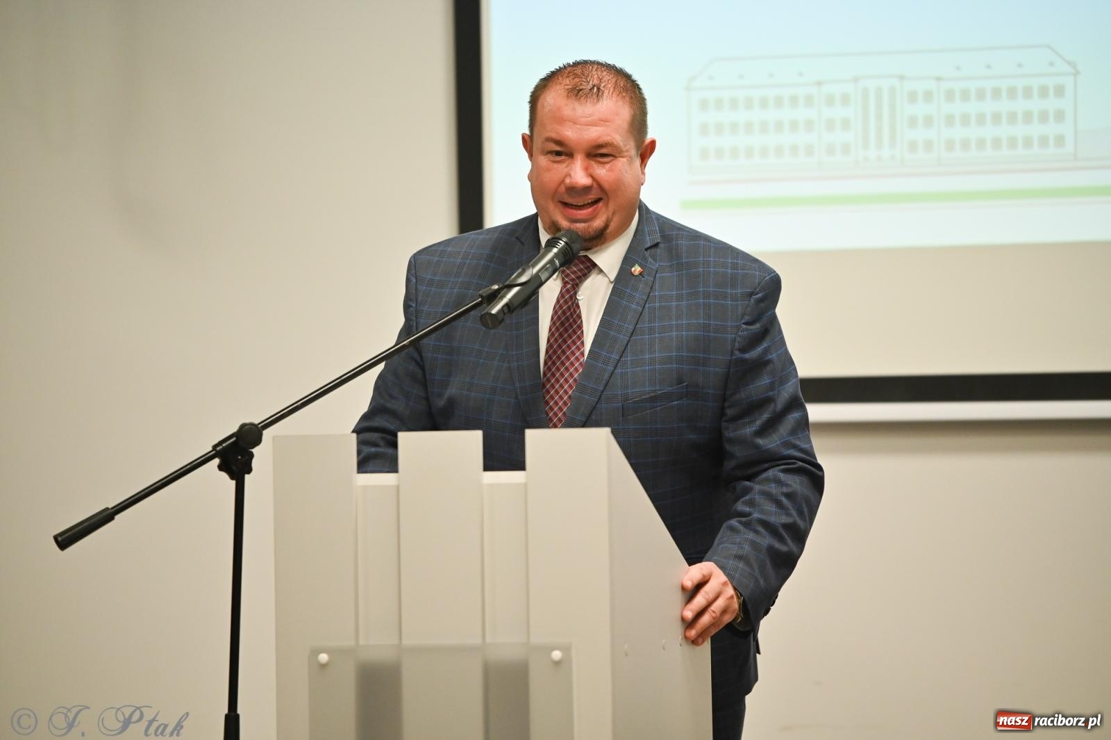 Zdjęcie w galerii na portalu naszraciborz.pl: Powiatowy Dzień Edukacji Narodowej w CKZiU nr 1 w Raciborzu [FOTO] wiadomości z regionu