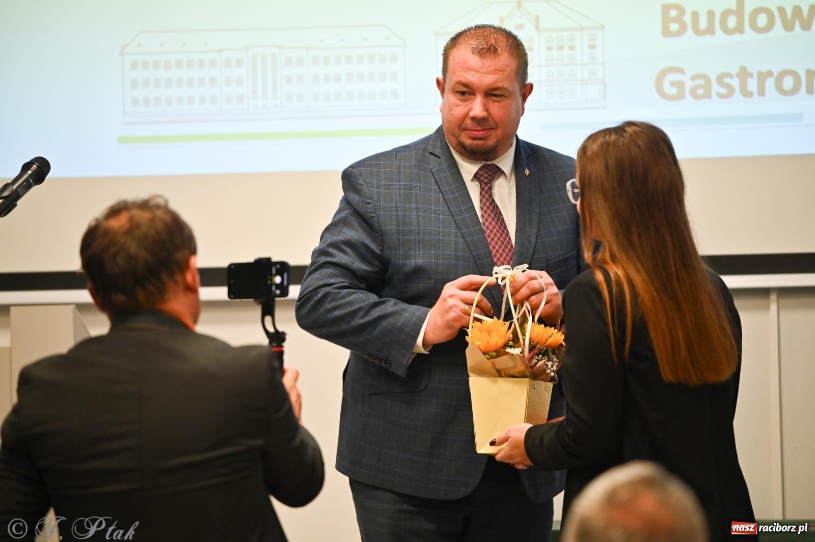Zdjęcie w galerii na portalu naszraciborz.pl: Powiatowy Dzień Edukacji Narodowej w CKZiU nr 1 w Raciborzu [FOTO] wiadomości z regionu