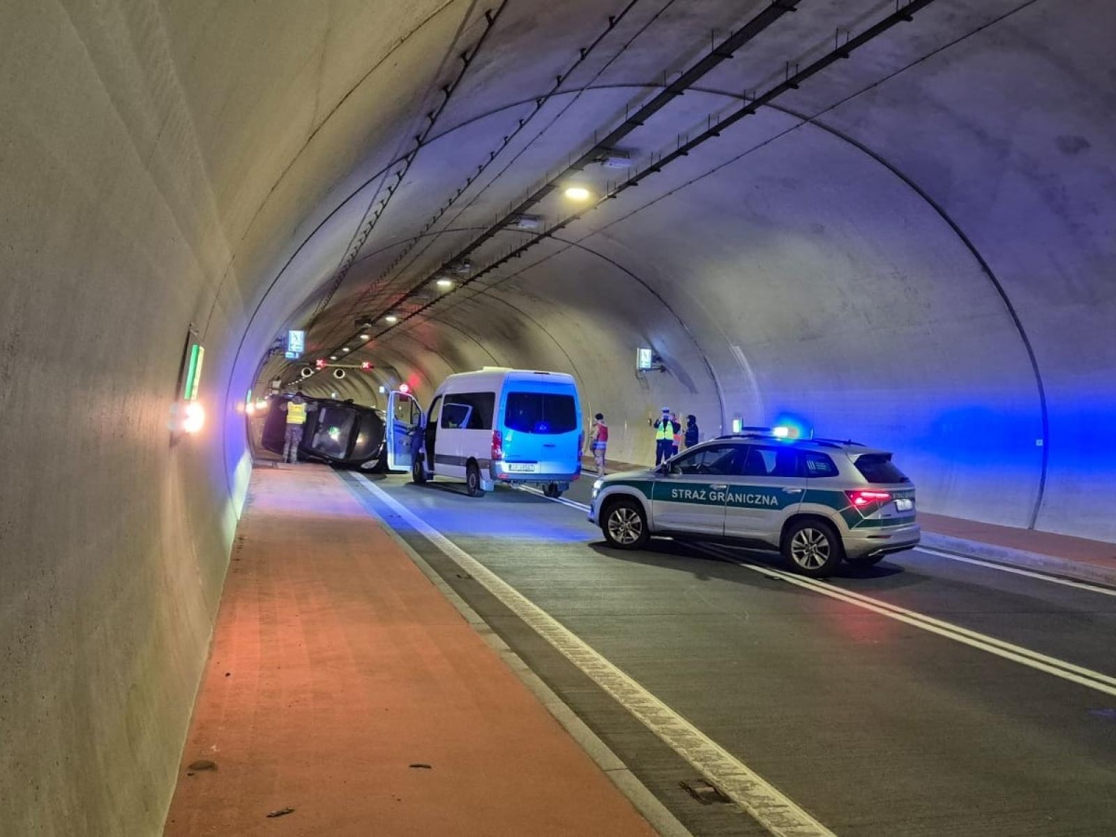 Zdjęcie w galerii na portalu naszraciborz.pl: Ćwiczenia Tunele Drogowe 2025 – Zwardoń (Laliki), tunel Emilia wiadomości z regionu