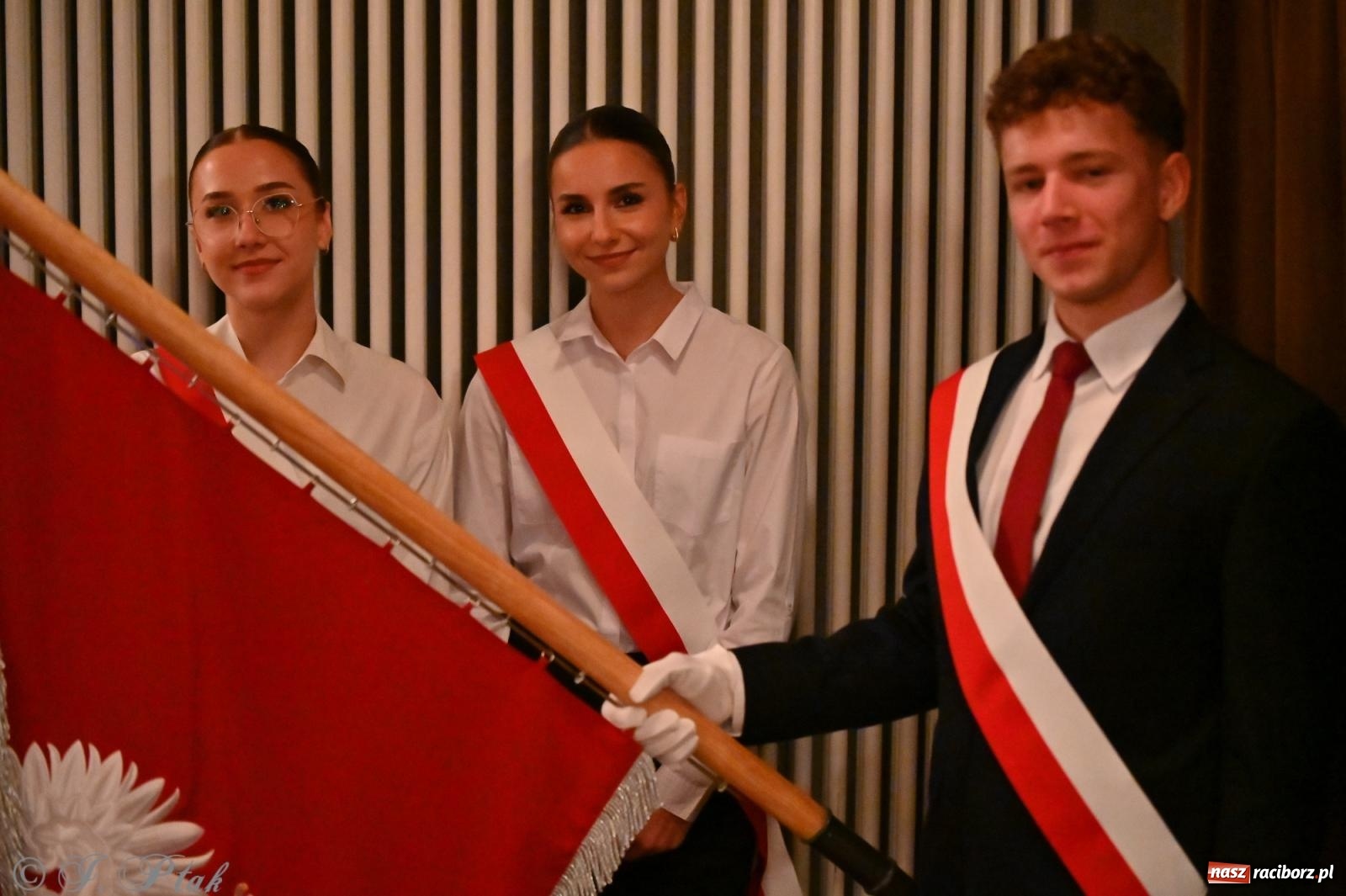 Zdjęcie w galerii na portalu naszraciborz.pl: 80 lat CKZiU nr 1 Budowlanka-Gastronomik. AI ożywiło stare zdjęcia [WIDEO] wiadomości z regionu