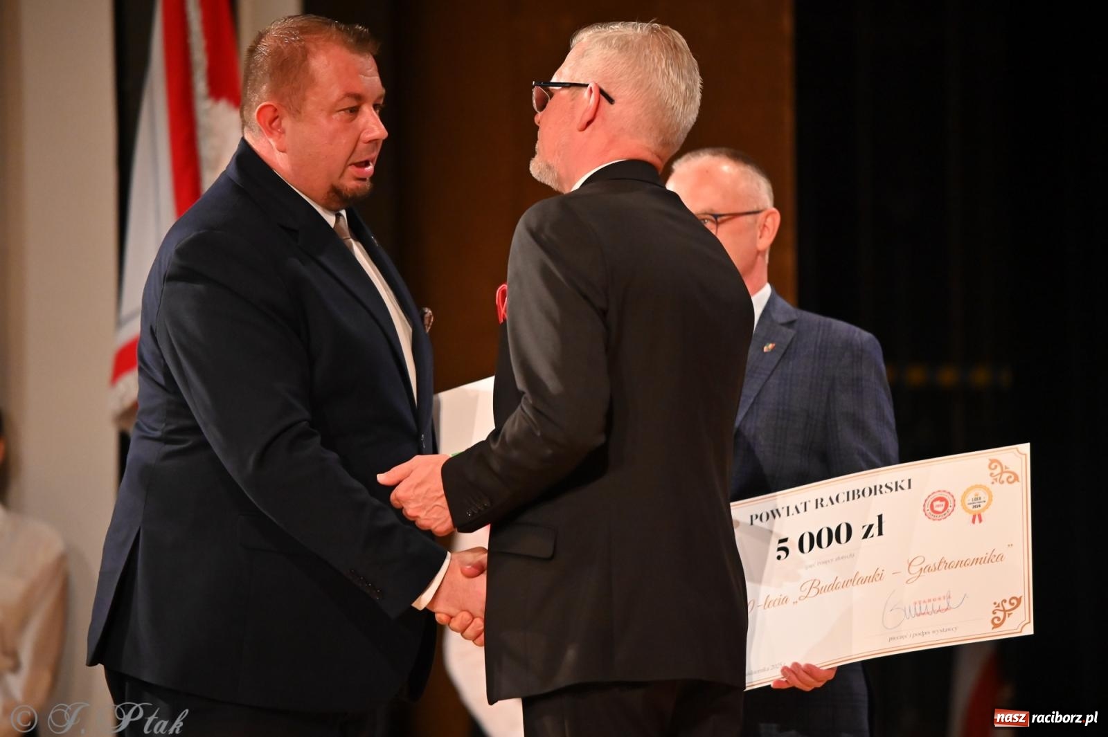 Zdjęcie w galerii na portalu naszraciborz.pl: 80 lat CKZiU nr 1 Budowlanka-Gastronomik. AI ożywiło stare zdjęcia [WIDEO] wiadomości z regionu