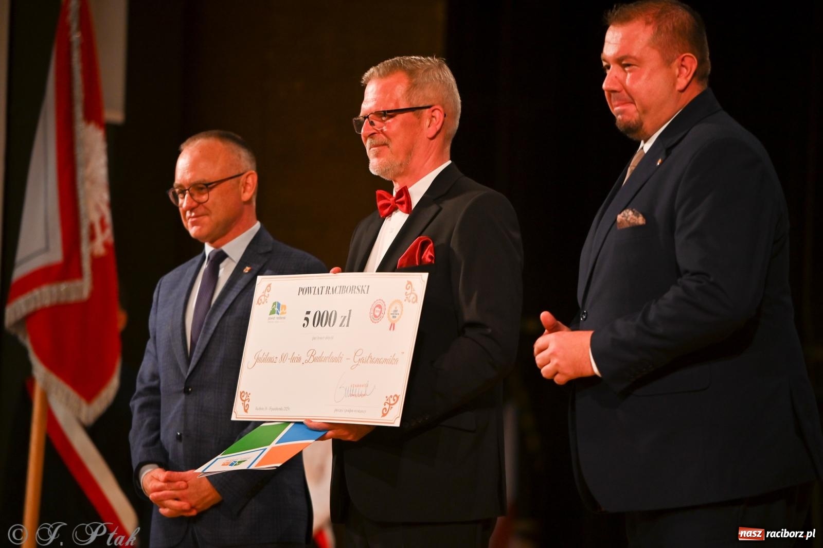 Zdjęcie w galerii na portalu naszraciborz.pl: 80 lat CKZiU nr 1 Budowlanka-Gastronomik. AI ożywiło stare zdjęcia [WIDEO] wiadomości z regionu