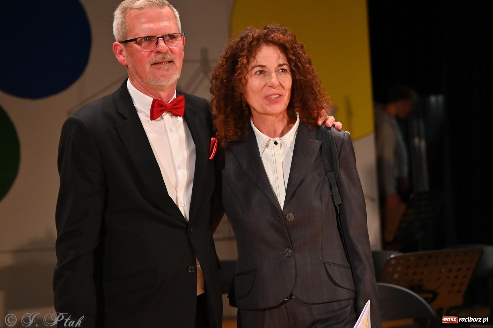 Zdjęcie w galerii na portalu naszraciborz.pl: 80 lat CKZiU nr 1 Budowlanka-Gastronomik. AI ożywiło stare zdjęcia [WIDEO] wiadomości z regionu