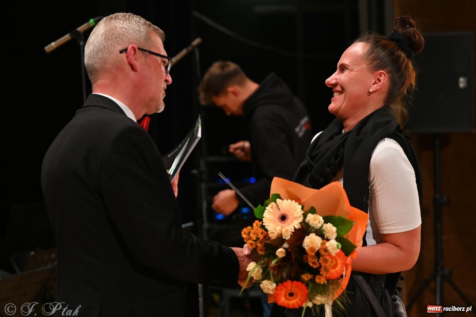 Zdjęcie w galerii na portalu naszraciborz.pl: 80 lat CKZiU nr 1 Budowlanka-Gastronomik. AI ożywiło stare zdjęcia [WIDEO] wiadomości z regionu