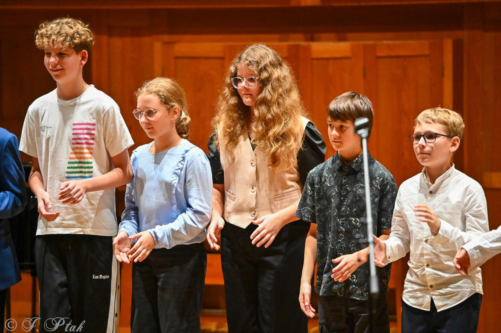 Zdjęcie w galerii na portalu naszraciborz.pl: Muzyczny hołd dla nauczycieli w raciborskiej szkole muzycznej wiadomości z regionu