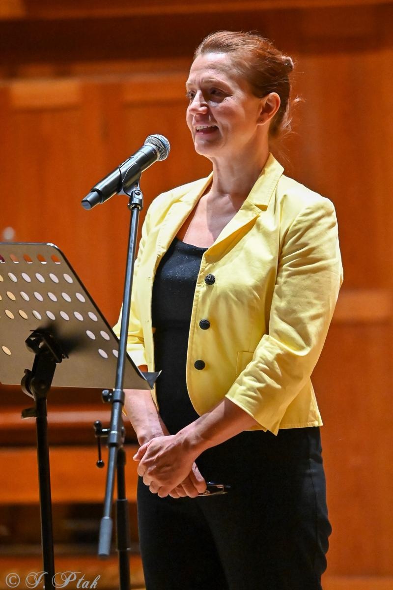 Zdjęcie w galerii na portalu naszraciborz.pl: Muzyczny hołd dla nauczycieli w raciborskiej szkole muzycznej wiadomości z regionu