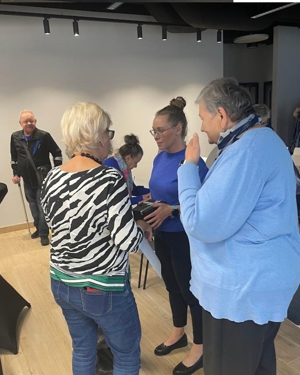 Zdjęcie w galerii na portalu naszraciborz.pl: Laboratorium Seniora w Urban Labie – przestrzeń wiedzy, wsparcia i inspiracji dla raciborskich seniorów wiadomości z regionu