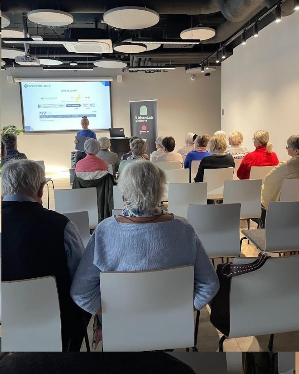 Zdjęcie w galerii na portalu naszraciborz.pl: Laboratorium Seniora w Urban Labie – przestrzeń wiedzy, wsparcia i inspiracji dla raciborskich seniorów wiadomości z regionu