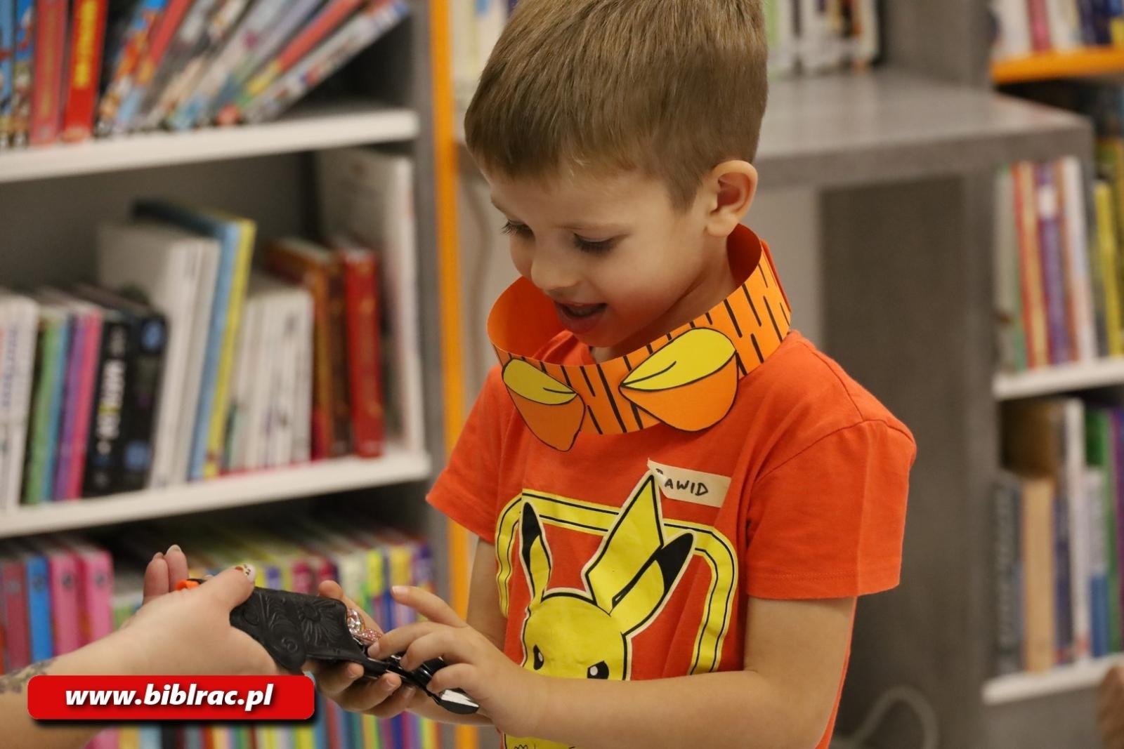 Zdjęcie w galerii na portalu naszraciborz.pl: Sto Lat dla Kubusia Puchatka w raciborskiej bibliotece wiadomości z regionu