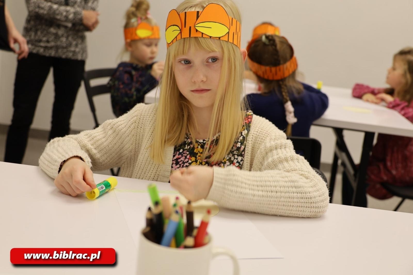 Zdjęcie w galerii na portalu naszraciborz.pl: Sto Lat dla Kubusia Puchatka w raciborskiej bibliotece wiadomości z regionu